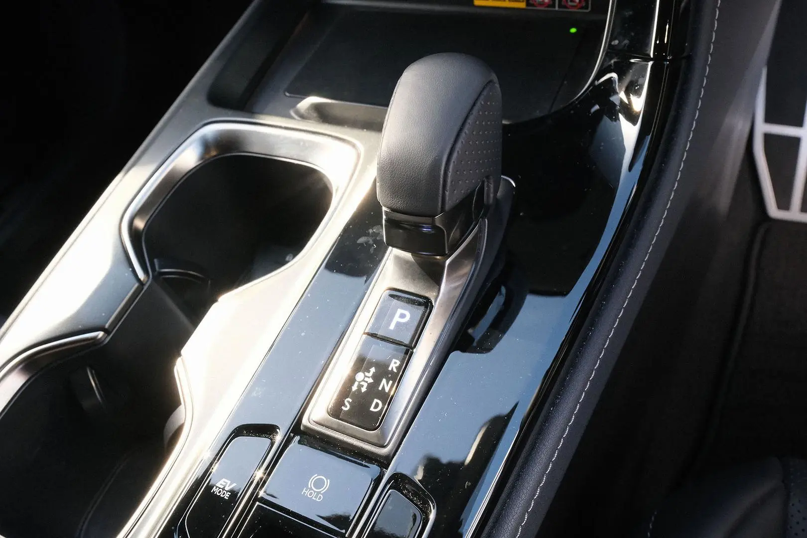 2024 Lexus NX Gallery Image 16