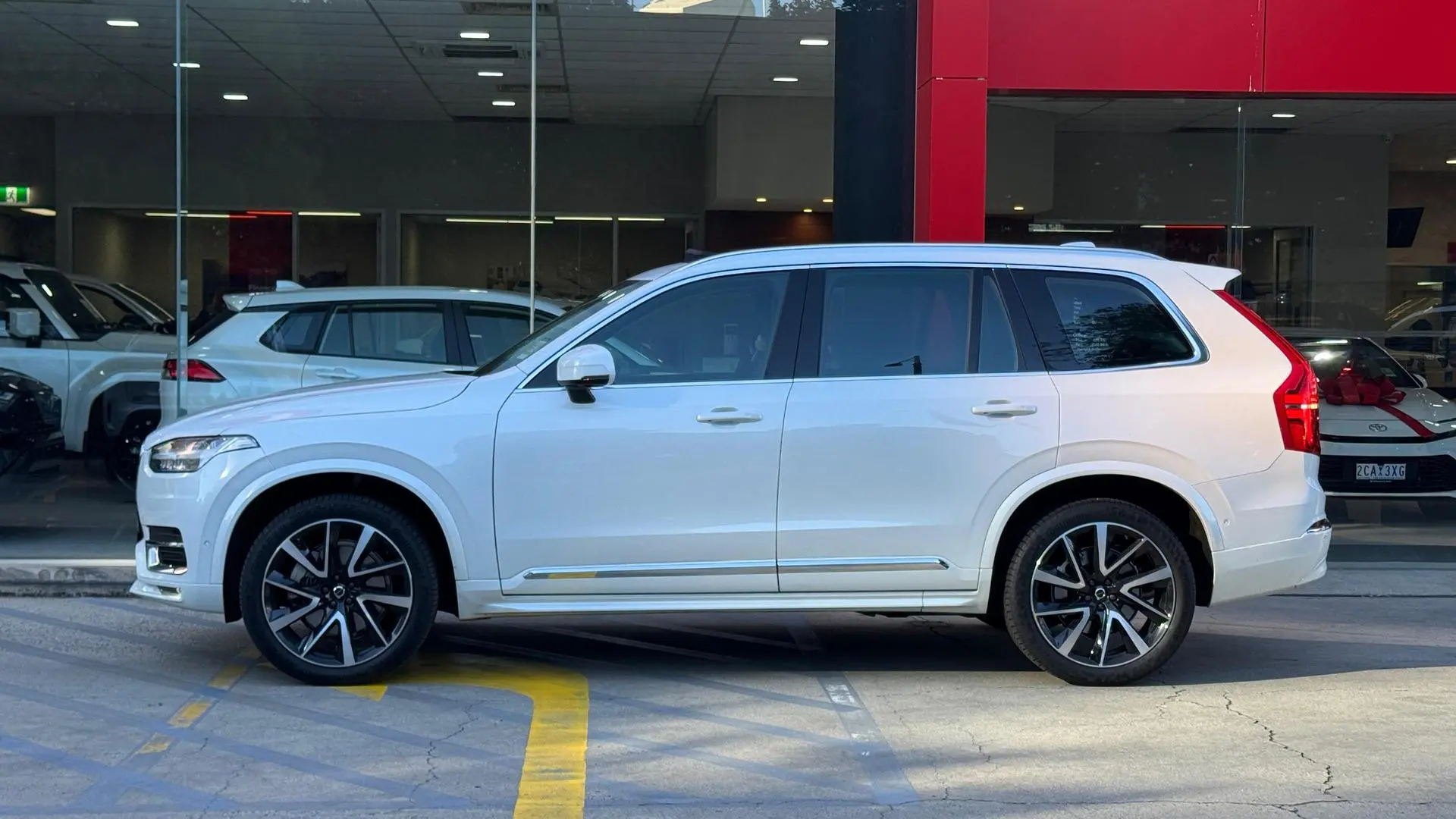 2023 Volvo Xc90 Gallery Image 9