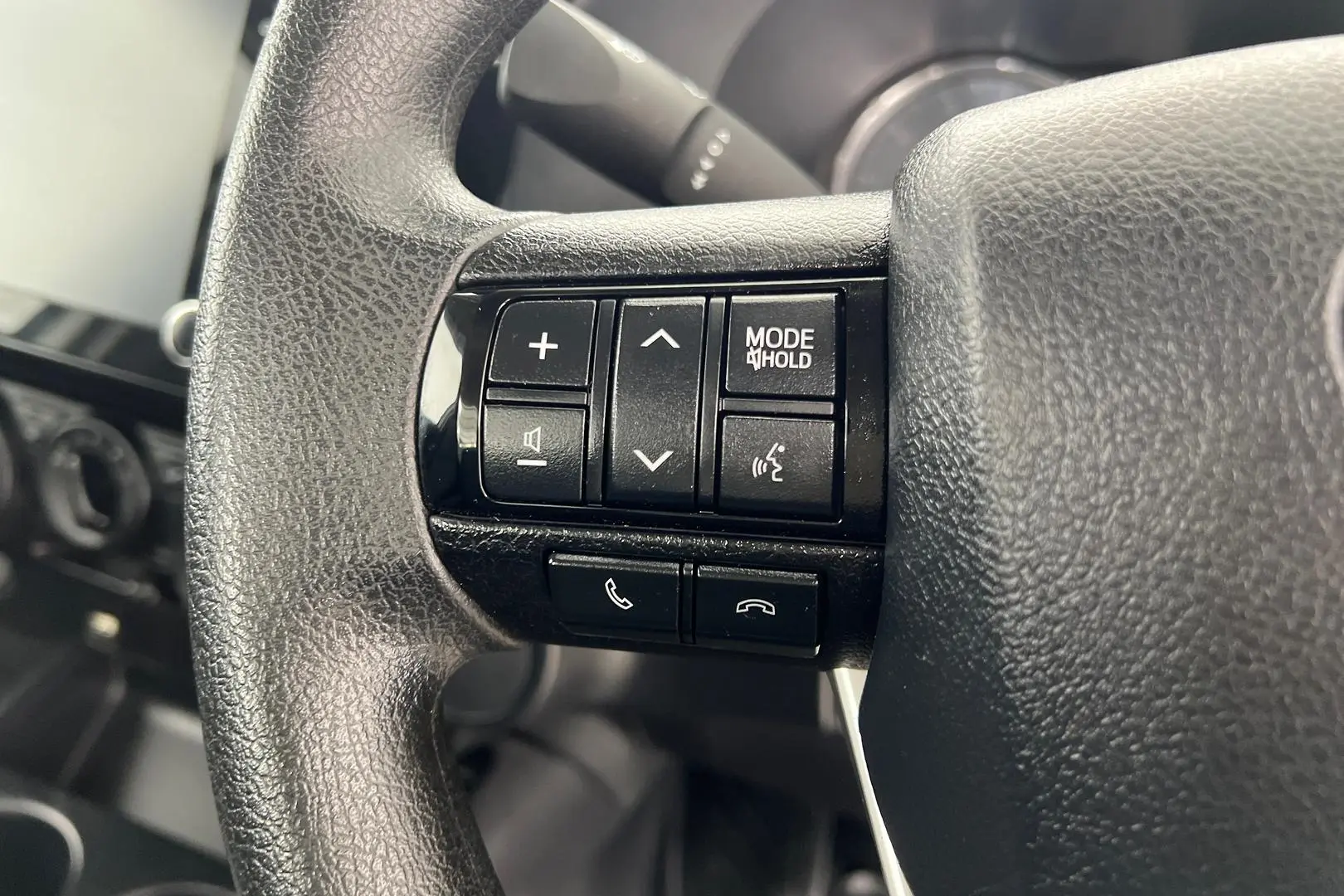 2023 Toyota Hilux Gallery Image 16