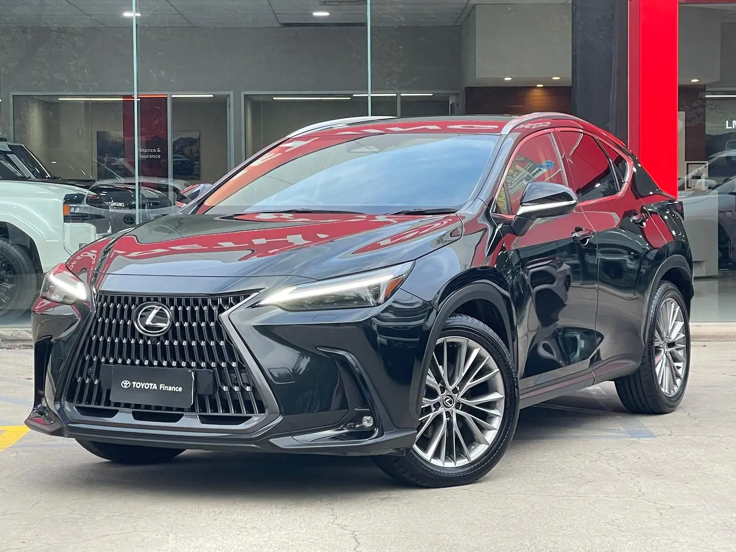 2023 Lexus NX Gallery Image 4