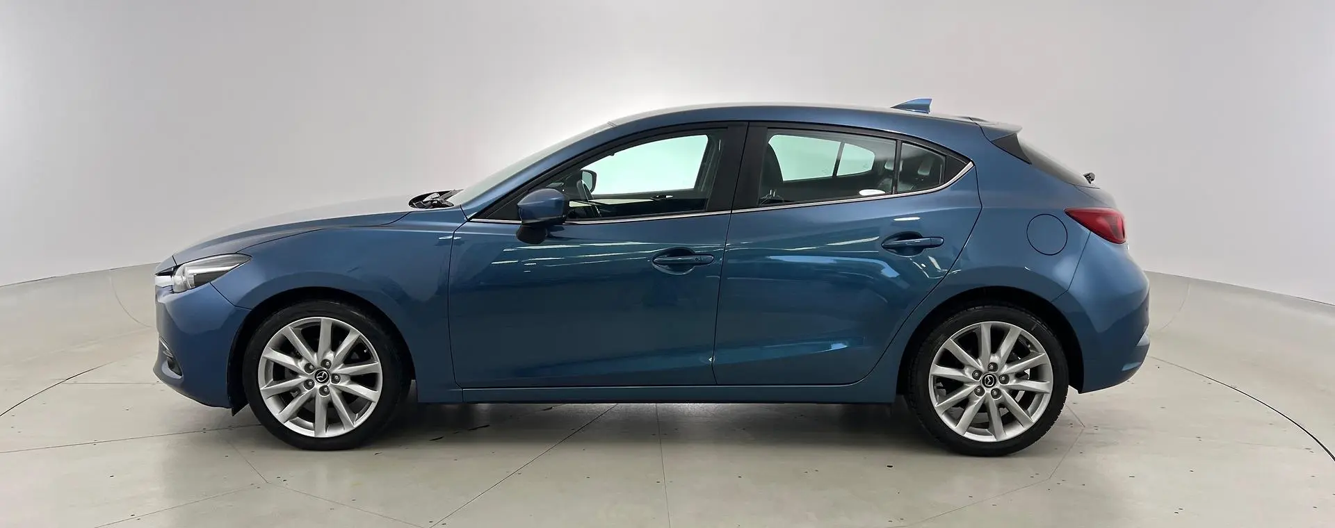 2018 Mazda 3 Gallery Image 7