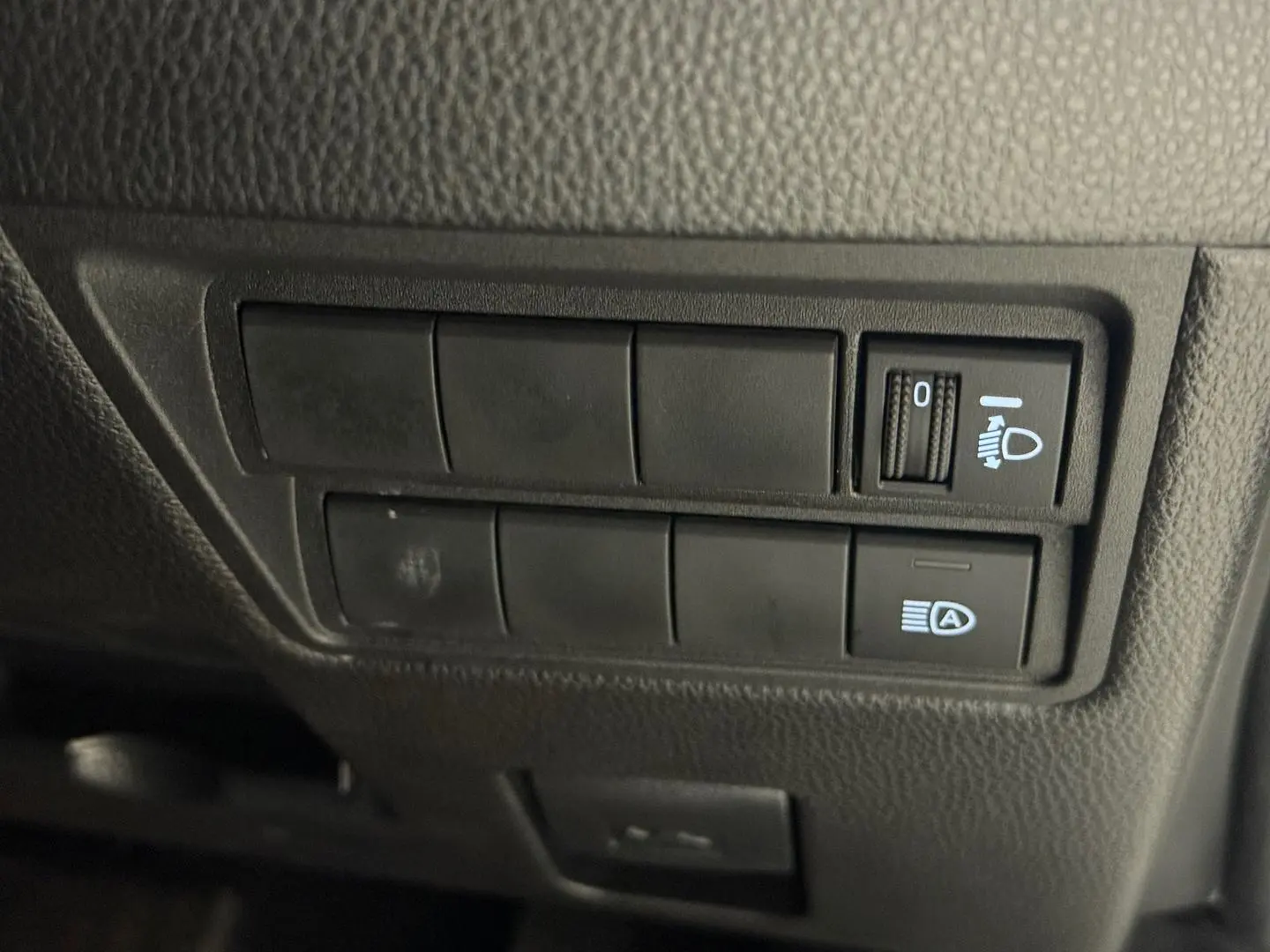 2024 Toyota Yaris Gallery Image 25