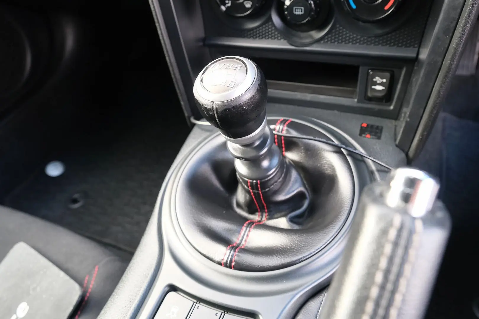 2015 Toyota 86 Gallery Image 16