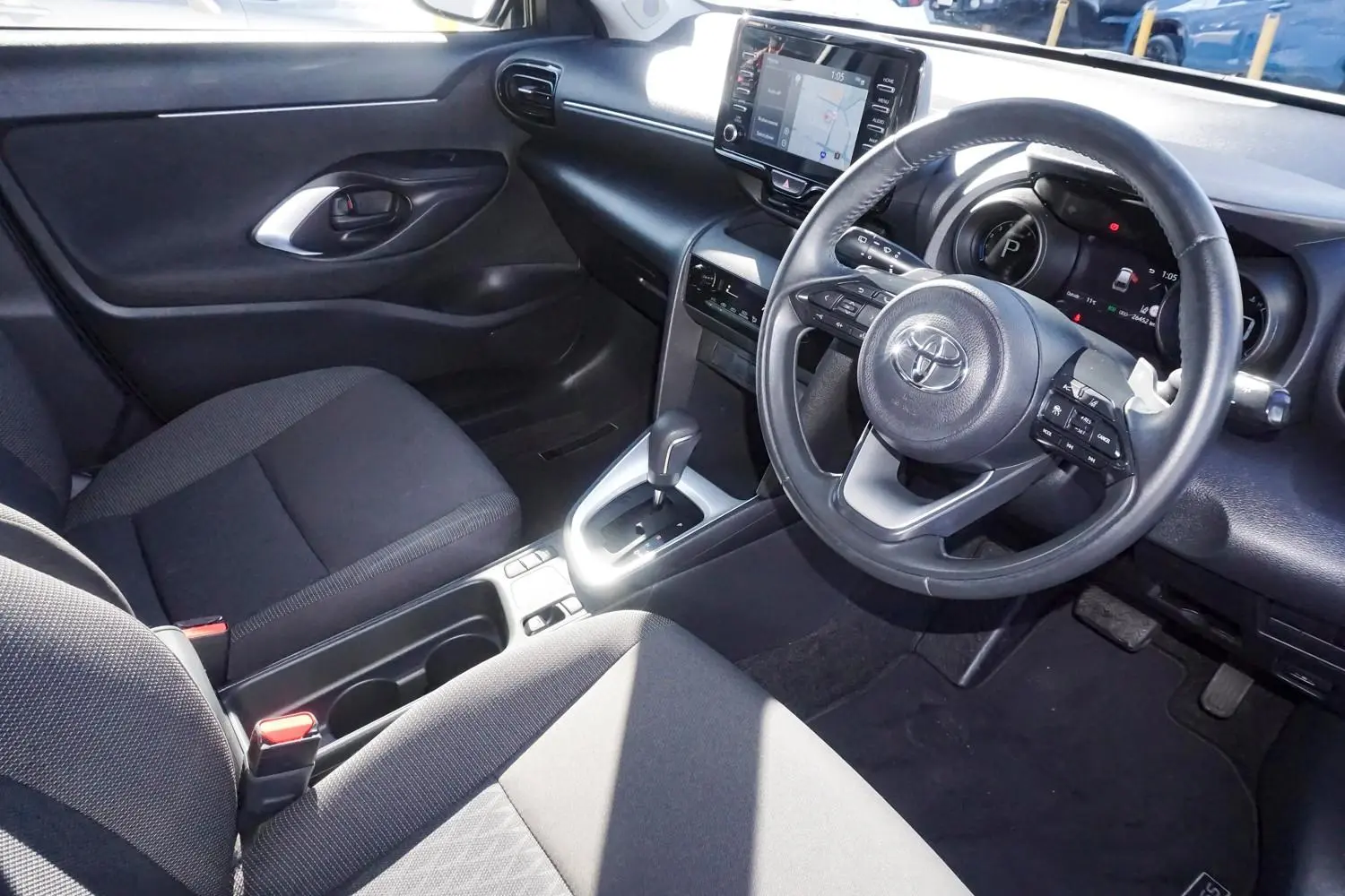 2023 Toyota Yaris Cross Gallery Image 5