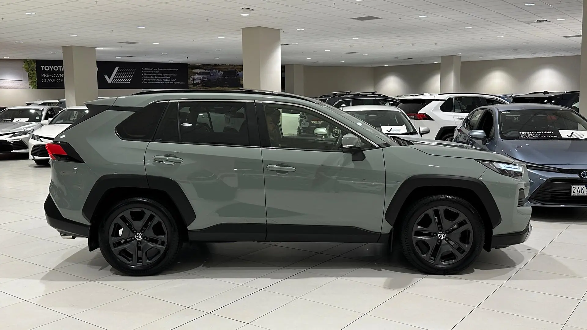 2024 Toyota RAV4 Gallery Image 2