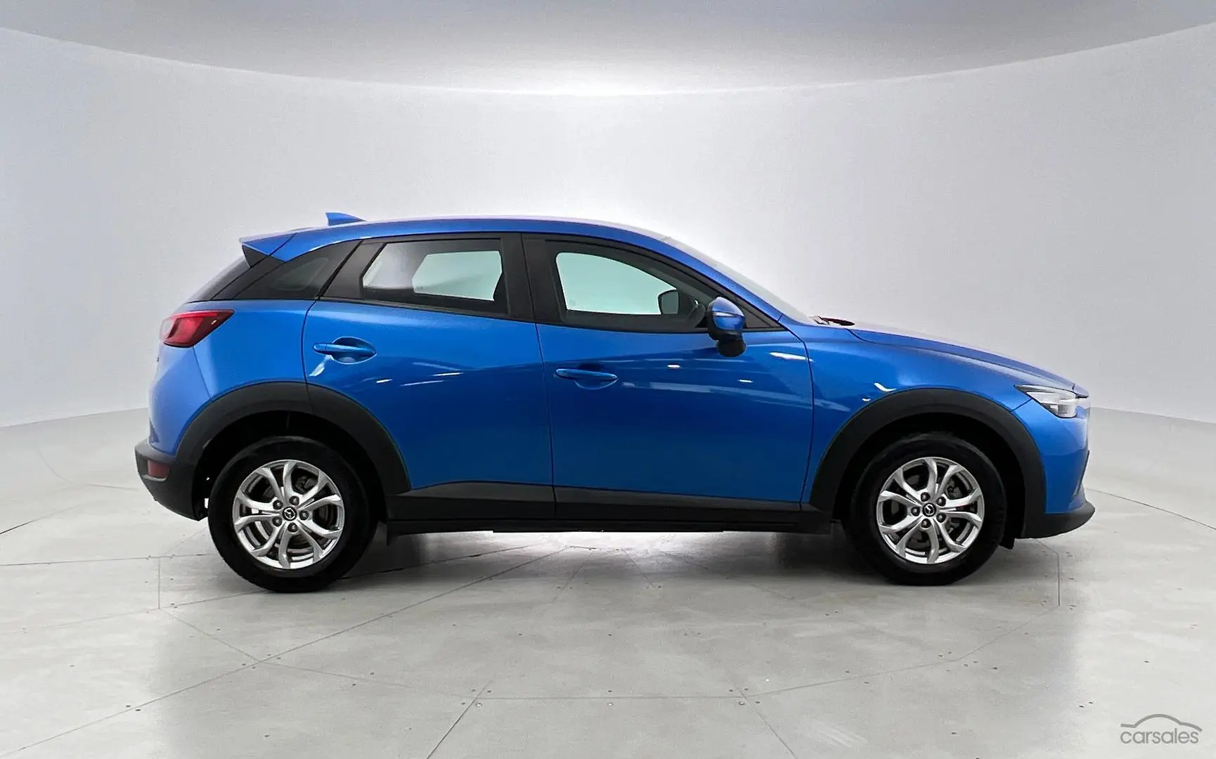 2018 Mazda CX-3 Image 2