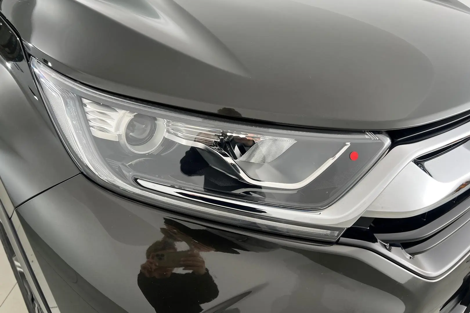 2018 Honda CR-V Gallery Image 2