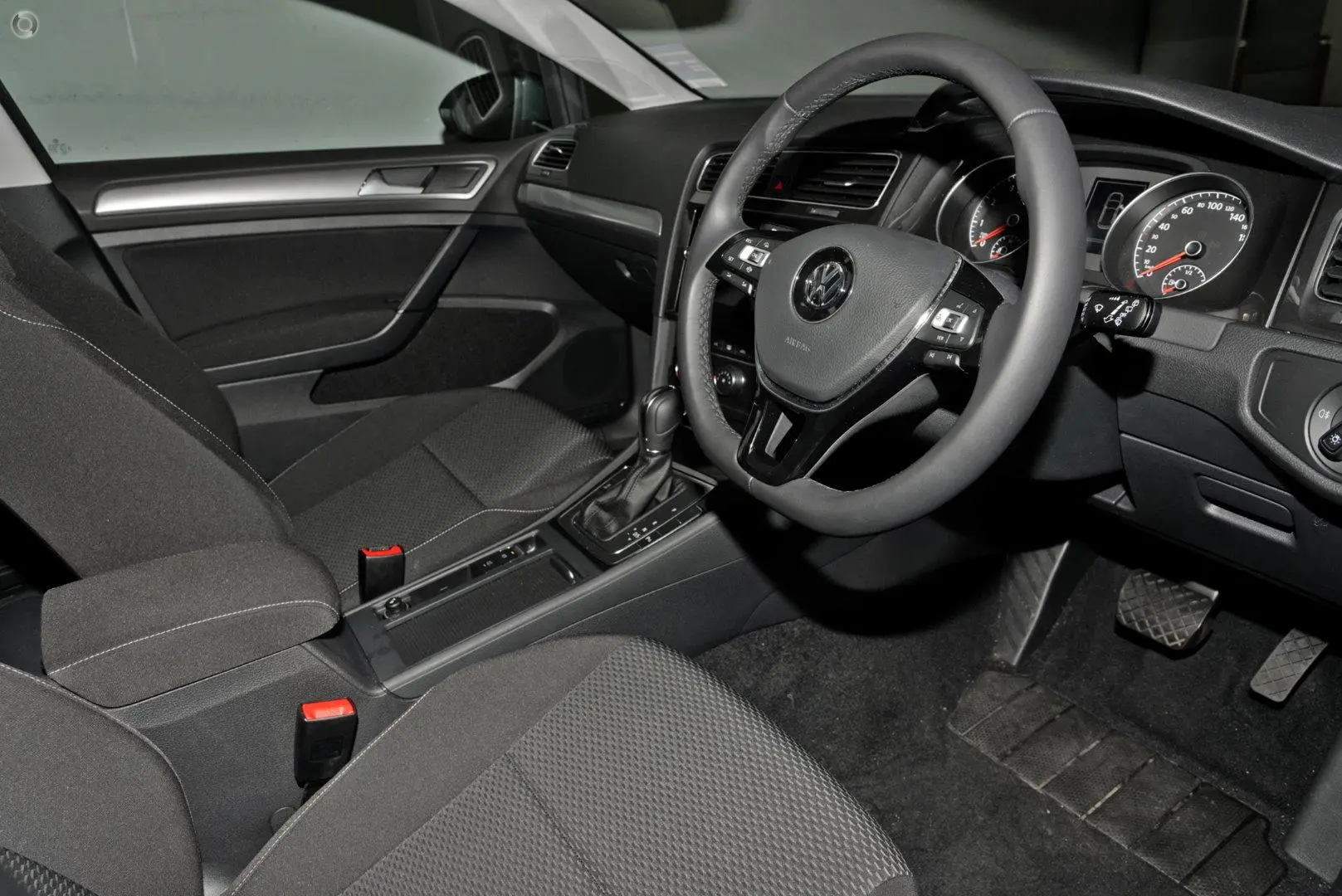 2019 Volkswagen Golf Gallery Image 6