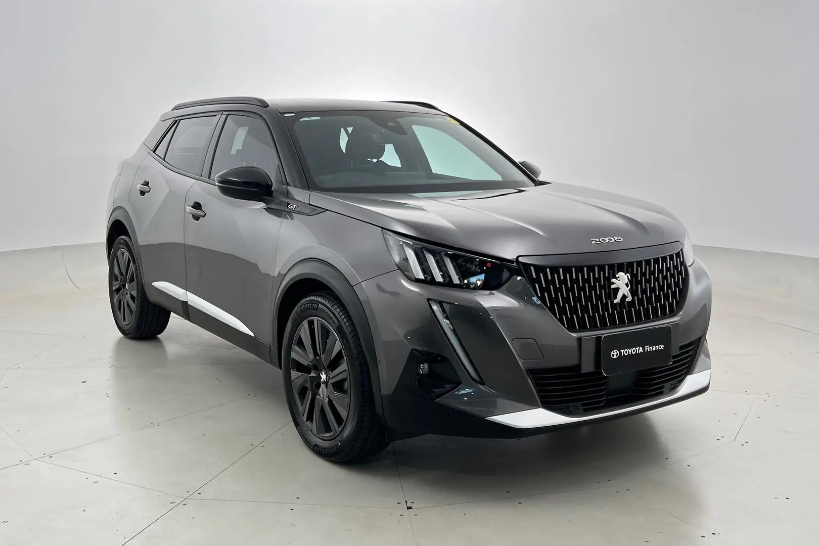 2022 Peugeot 2008 Gallery Image 1