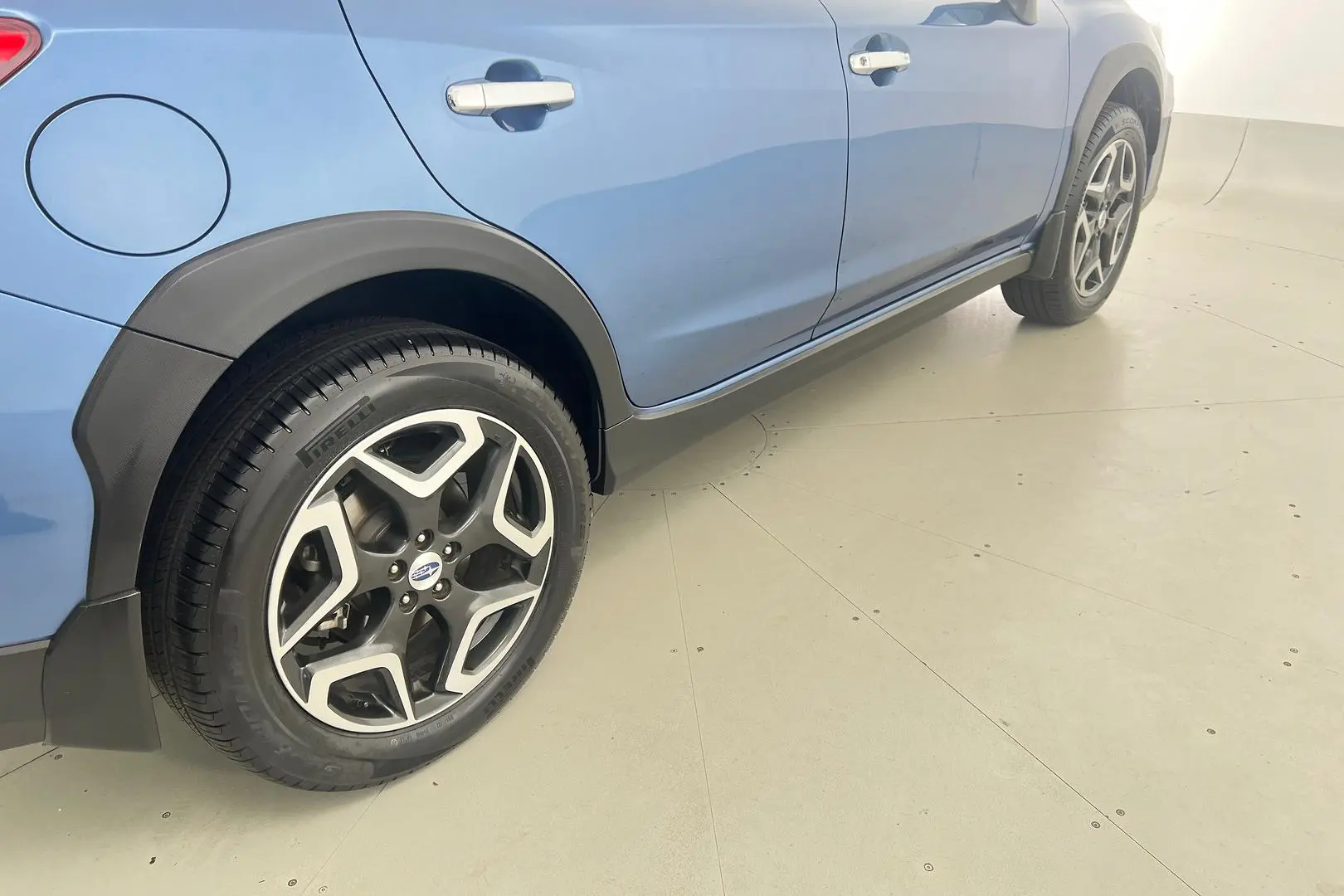 2017 Subaru XV Gallery Image 5