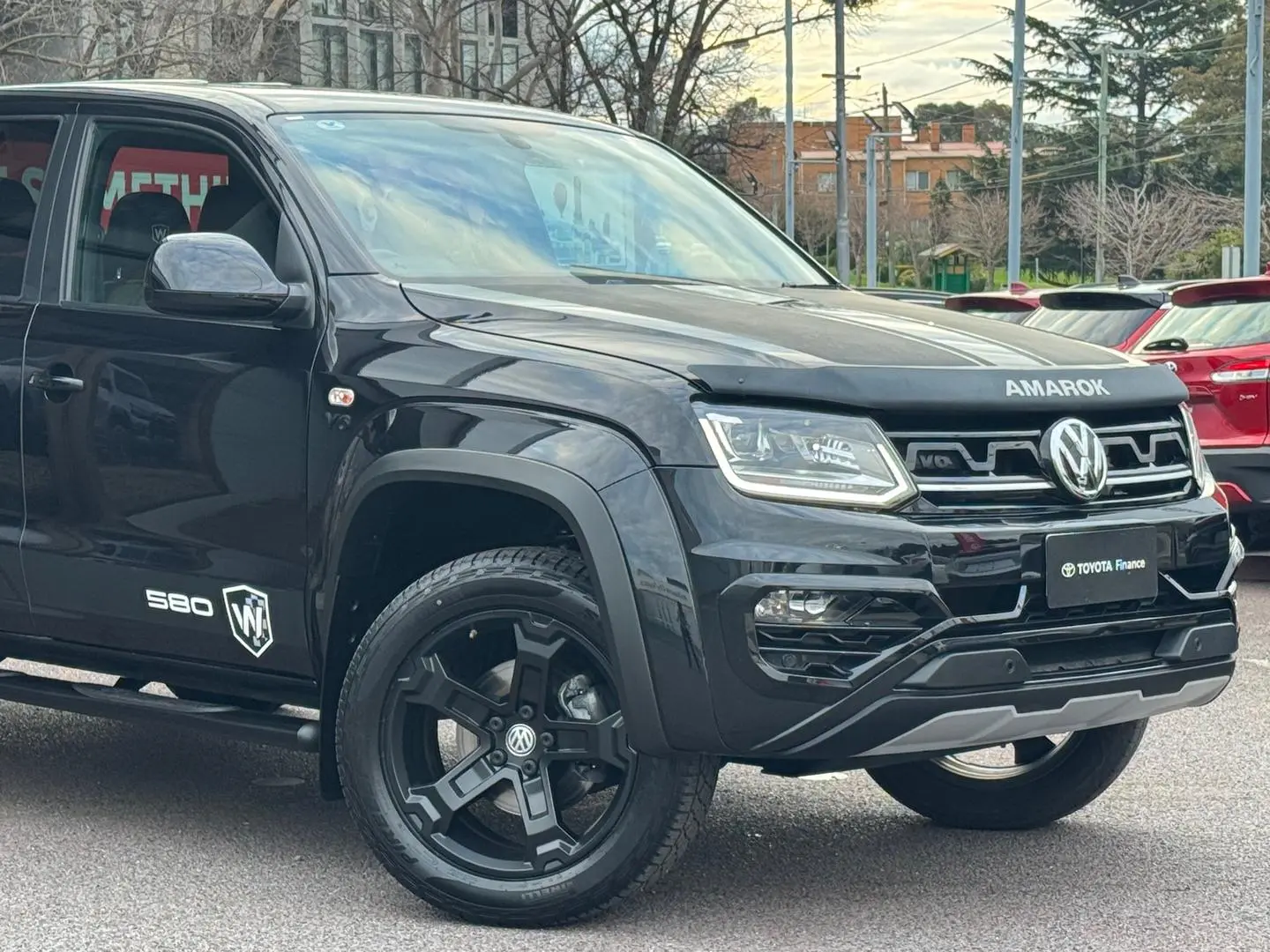 2022 Volkswagen Amarok Gallery Image 2
