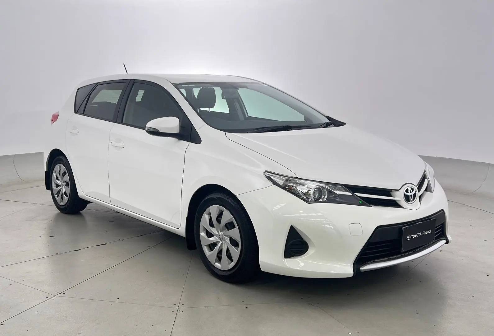 2014 Toyota Corolla Gallery Image 1