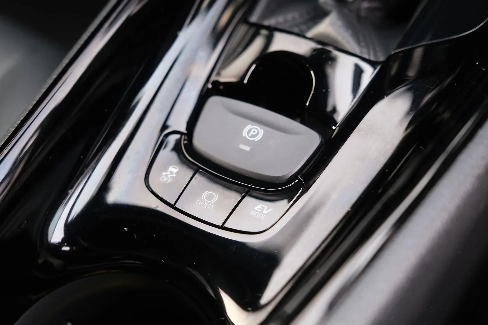 2023 Toyota C-HR Gallery Image 19