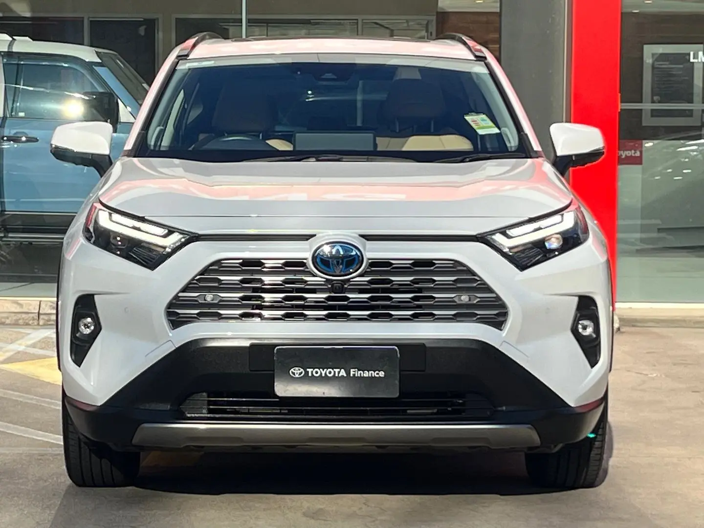 2024 Toyota RAV4 Gallery Image 12