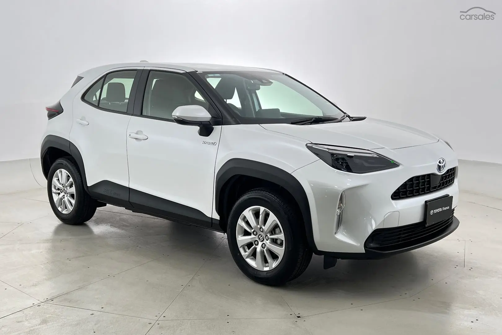 2023 Toyota Yaris Cross Image 1