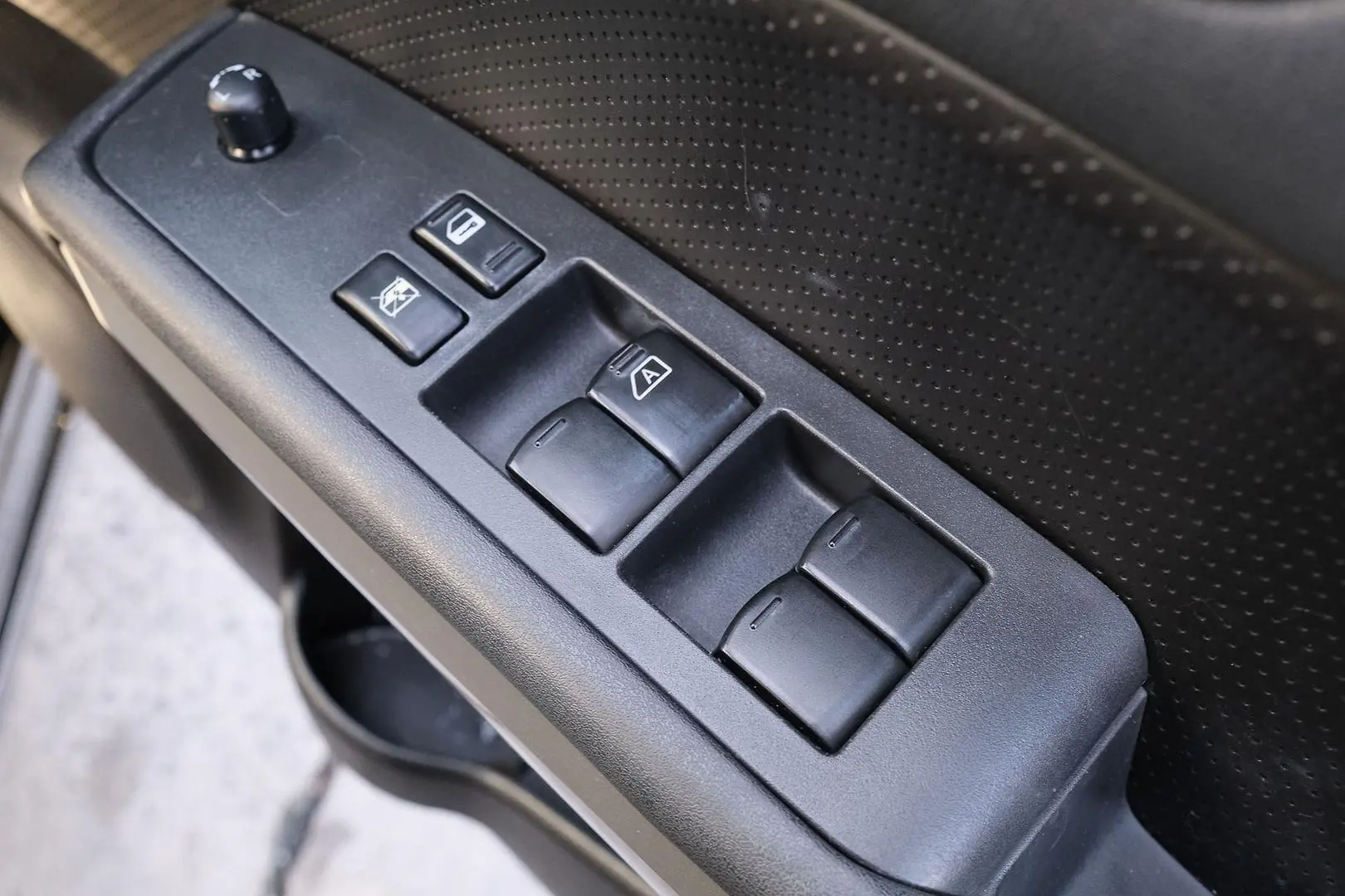 2013 Nissan X-TRAIL Gallery Image 15