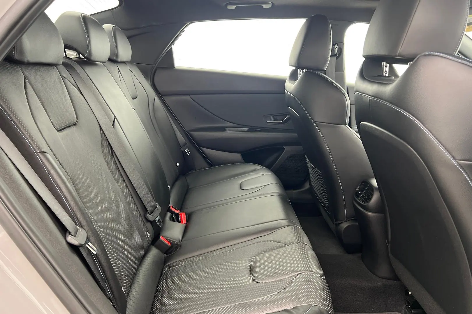 2022 Hyundai i30 Gallery Image 19