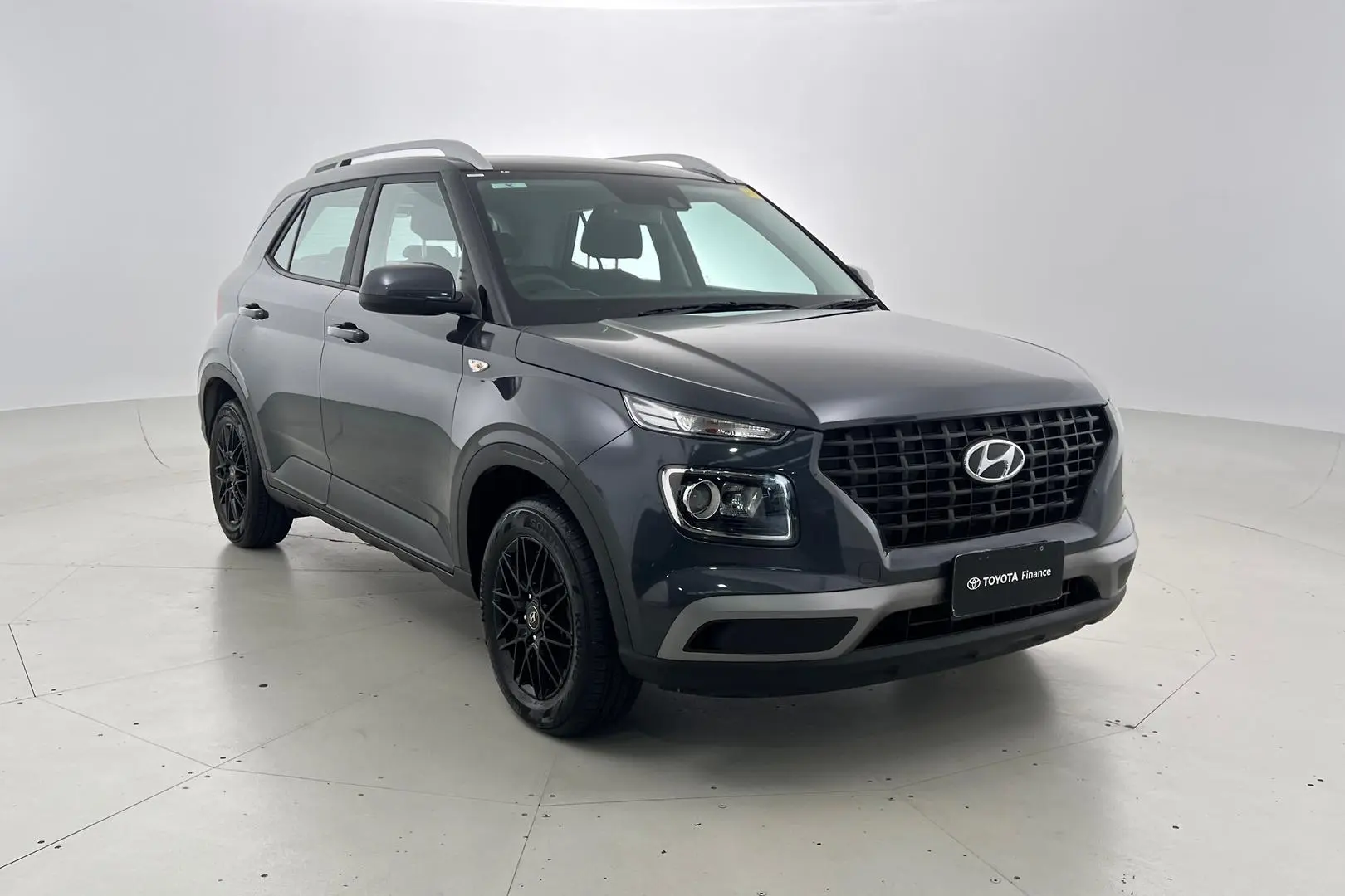2021 Hyundai Venue Gallery Image 1