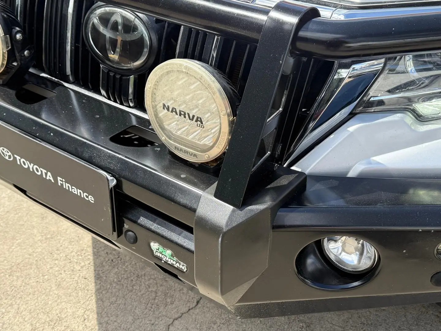 2020 Toyota Landcruiser Prado Gallery Image 14