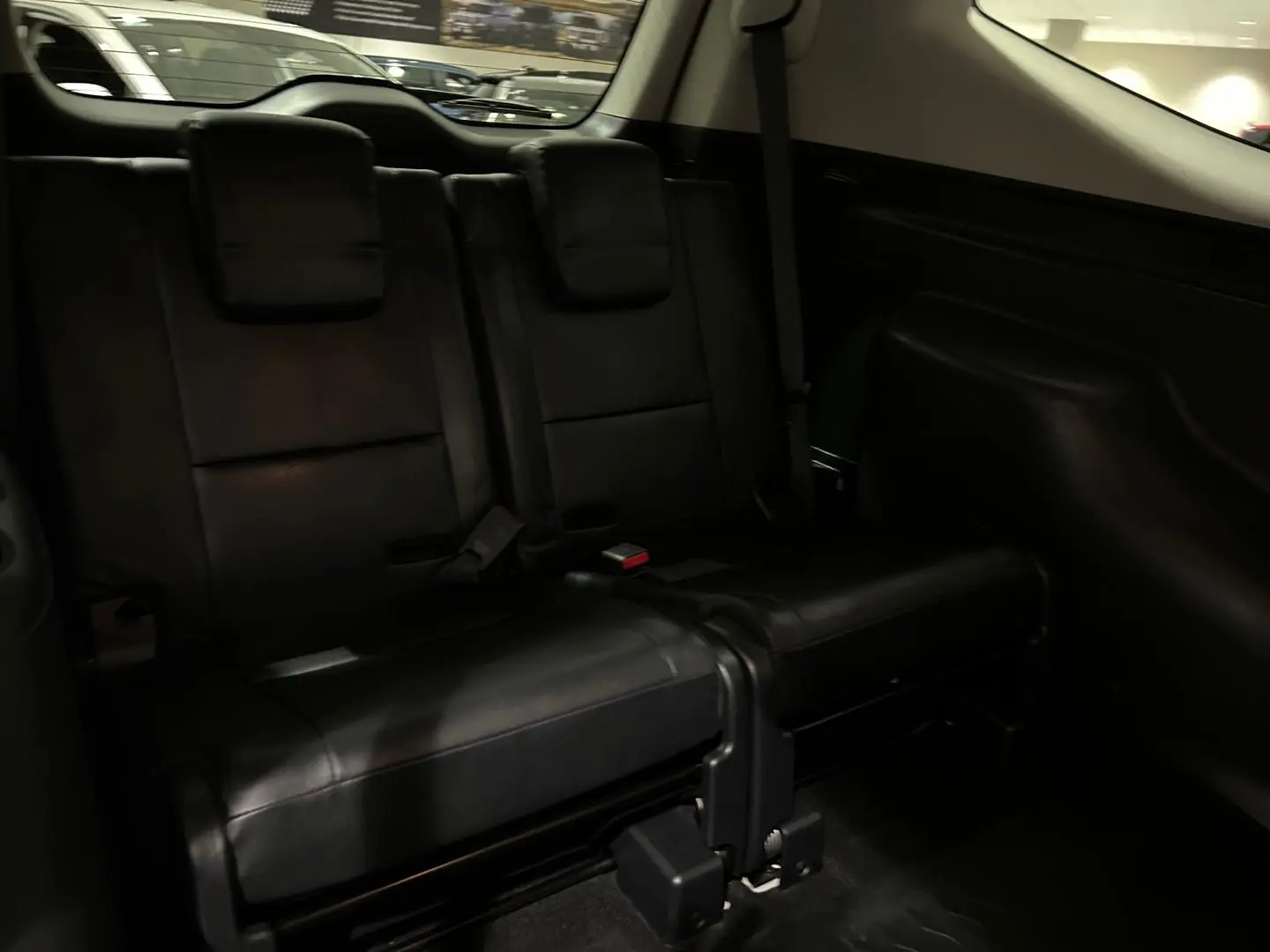 2021 Mitsubishi Pajero Sport Gallery Image 14
