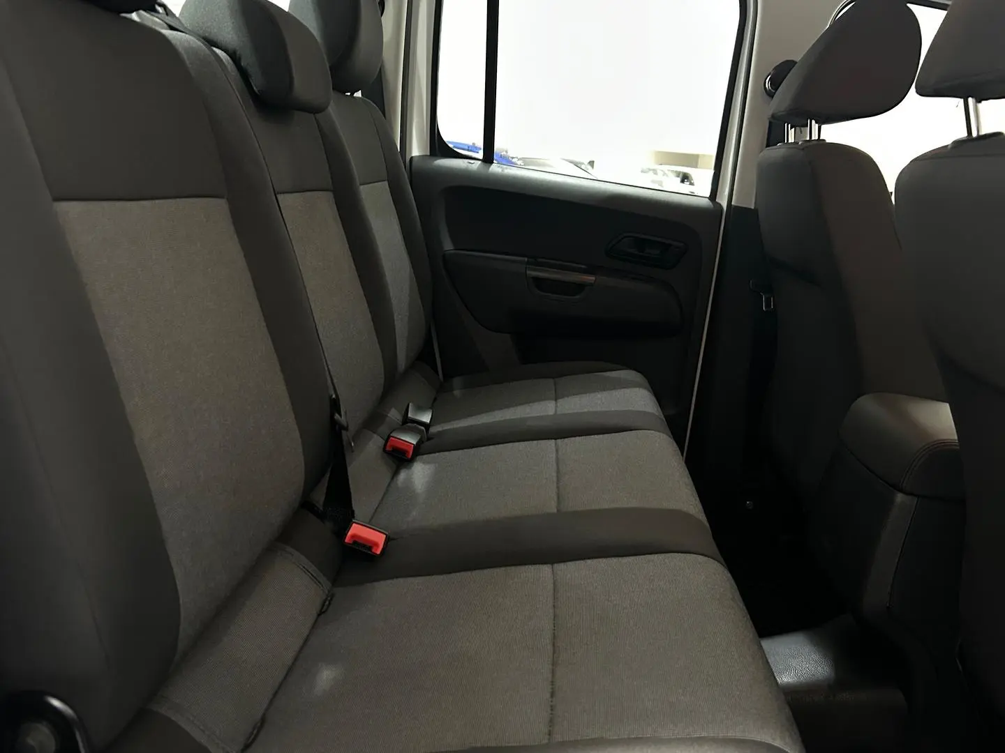 2022 Volkswagen Amarok Gallery Image 15