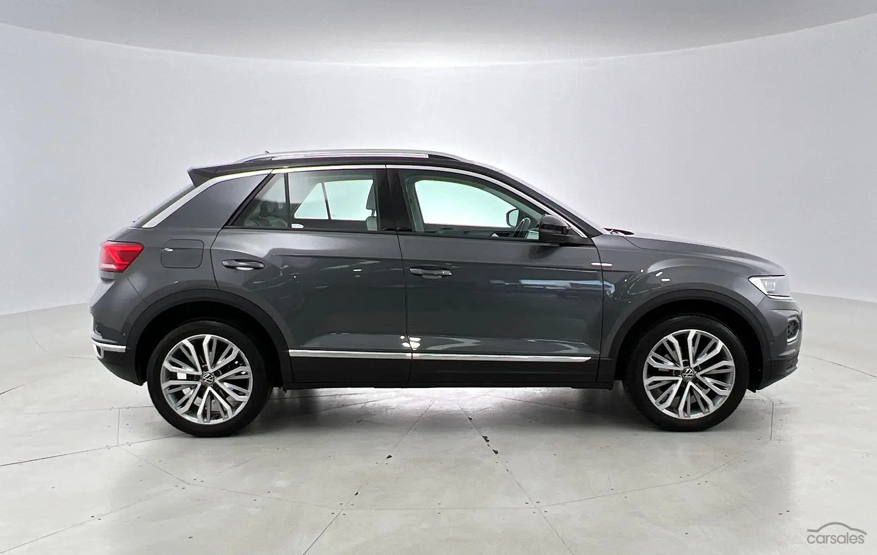 2021 Volkswagen T-Roc Image 5