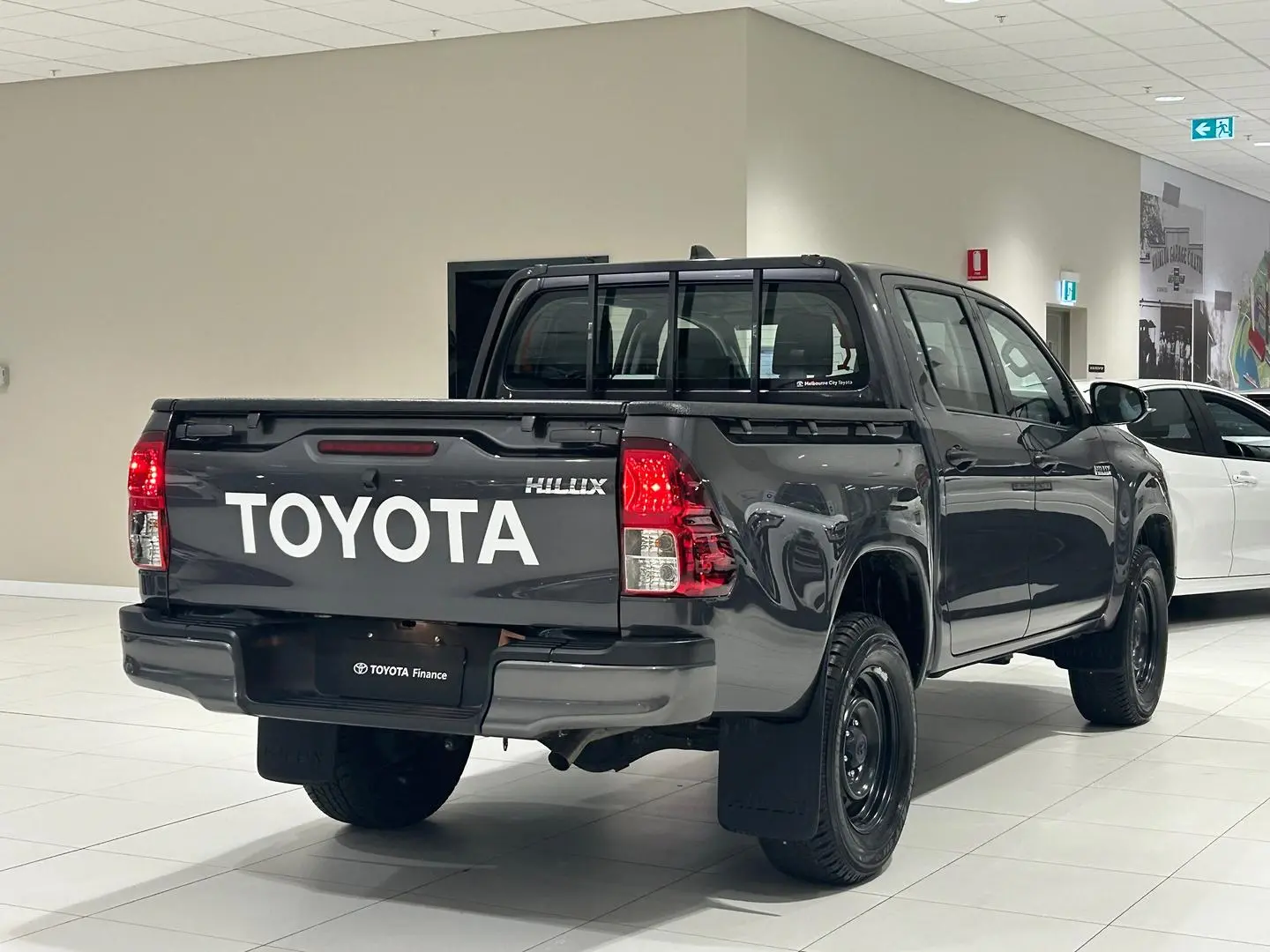 2022 Toyota Hilux Gallery Image 10