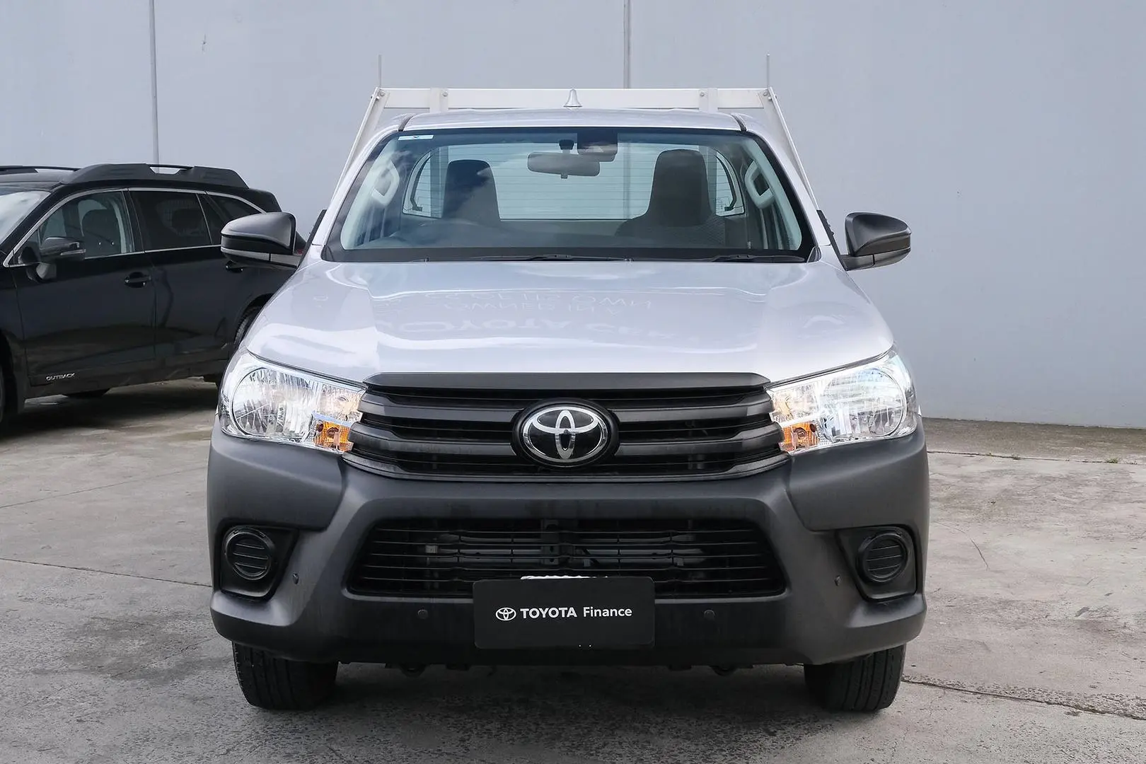 2024 Toyota Hilux Gallery Image 3