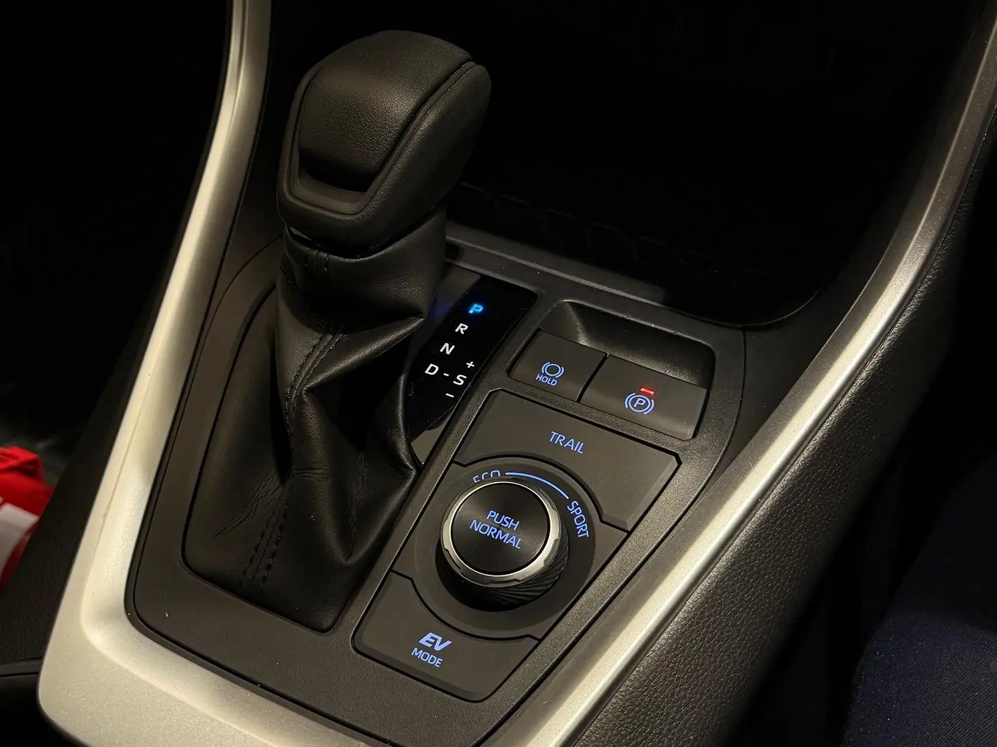 2022 Toyota RAV4 Gallery Image 20