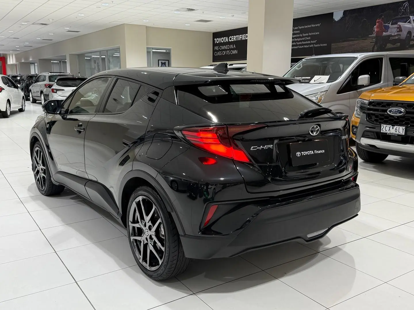 2021 Toyota C-HR Gallery Image 8