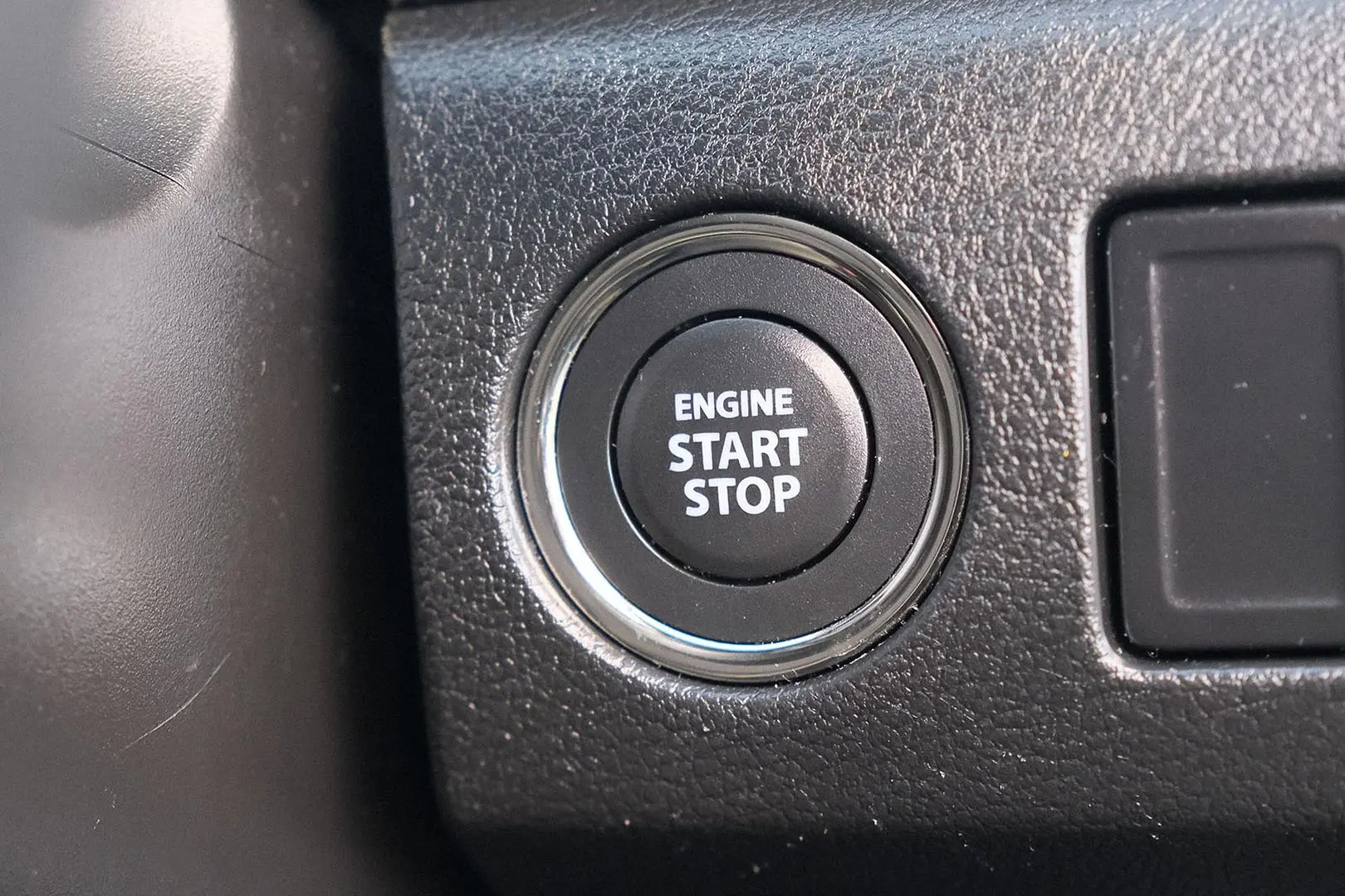 2021 Suzuki Vitara Gallery Image 14