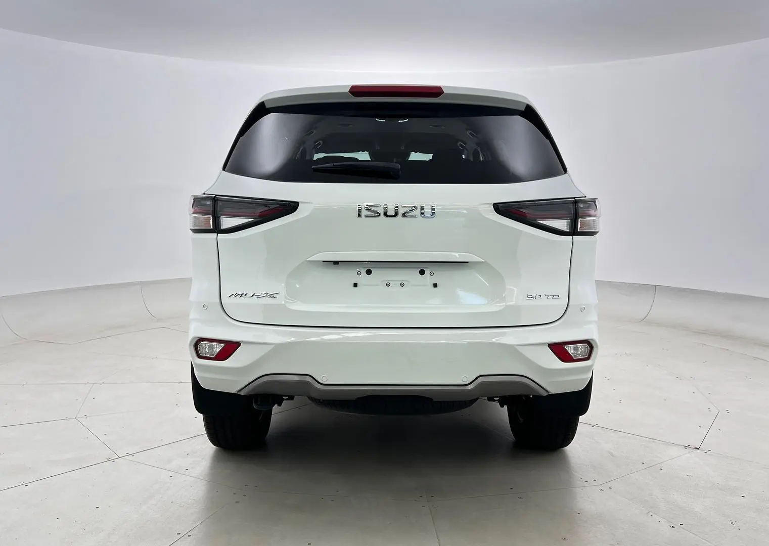 2021 Isuzu Mu-X Gallery Image 6