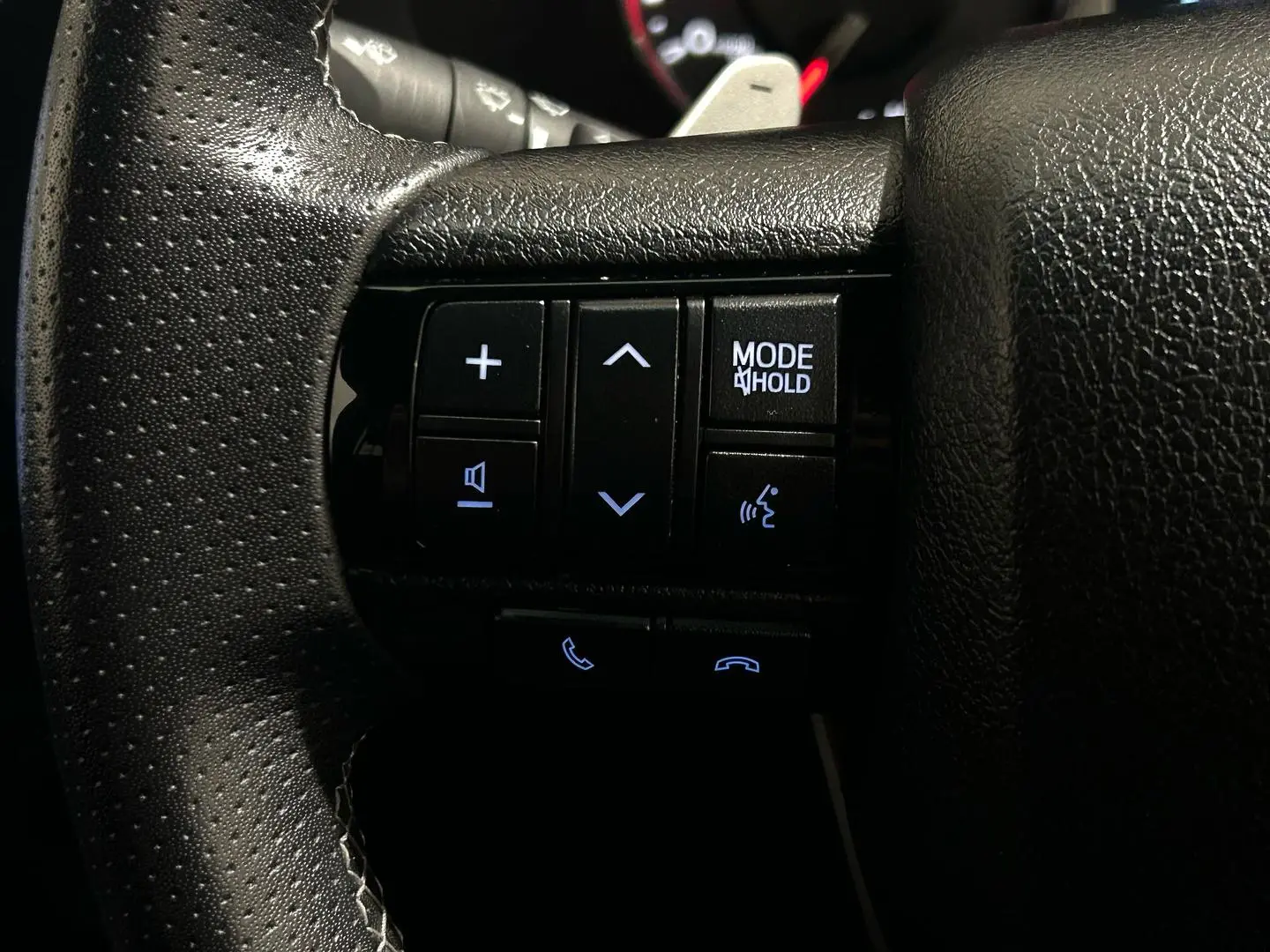 2024 Toyota Hilux Gallery Image 23
