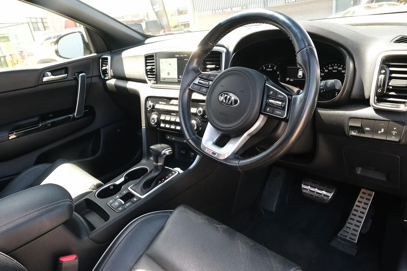 2020 Kia Sportage Gallery Image 7