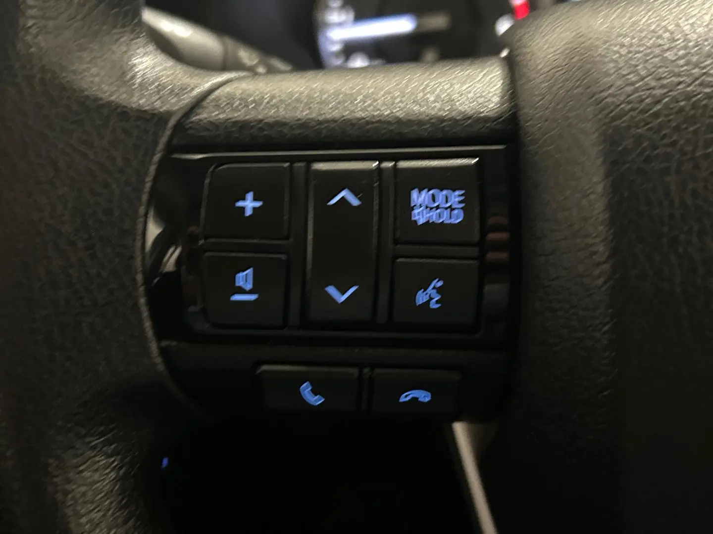2022 Toyota Hilux Gallery Image 22