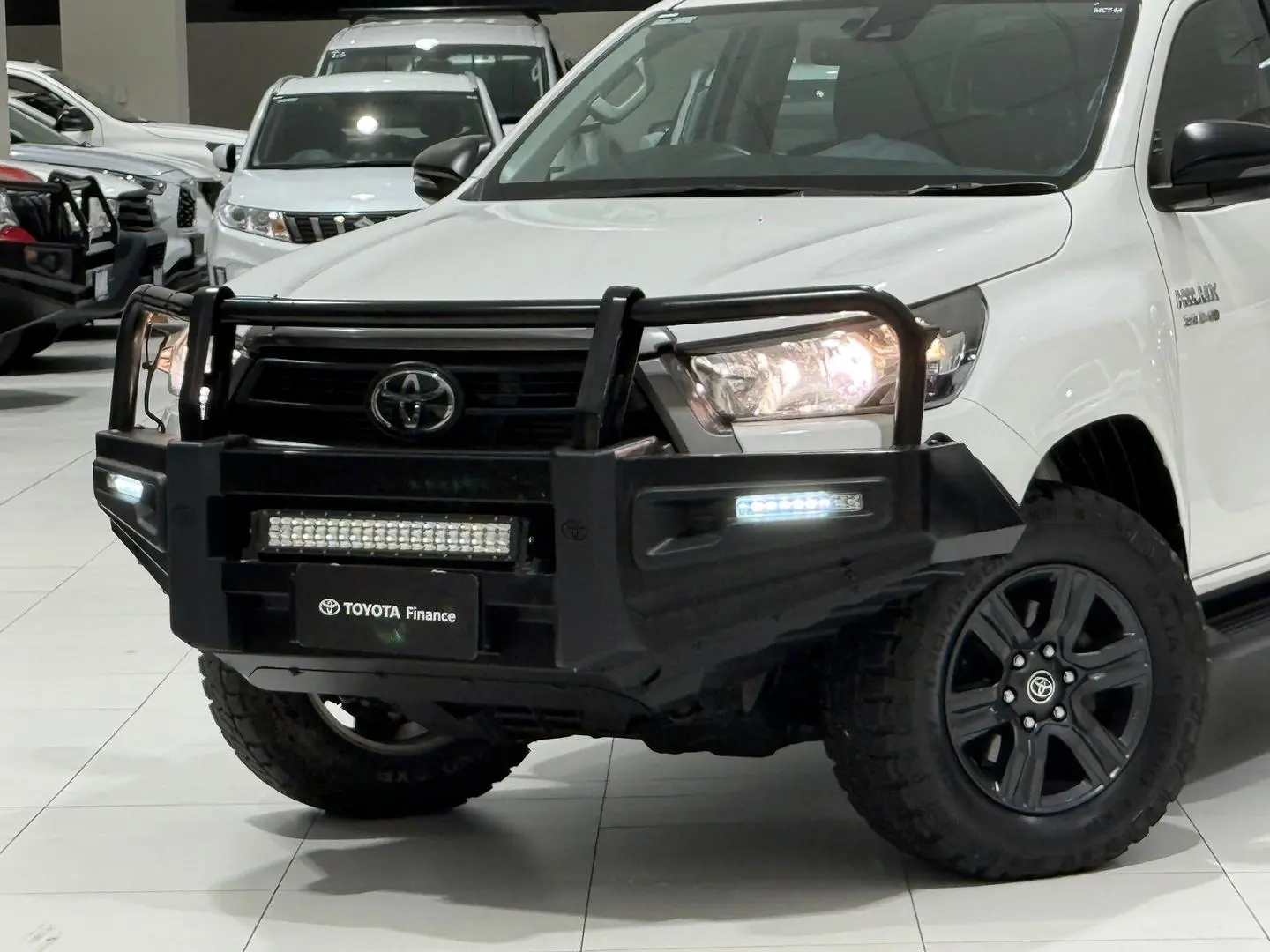 2023 Toyota Hilux Gallery Image 7