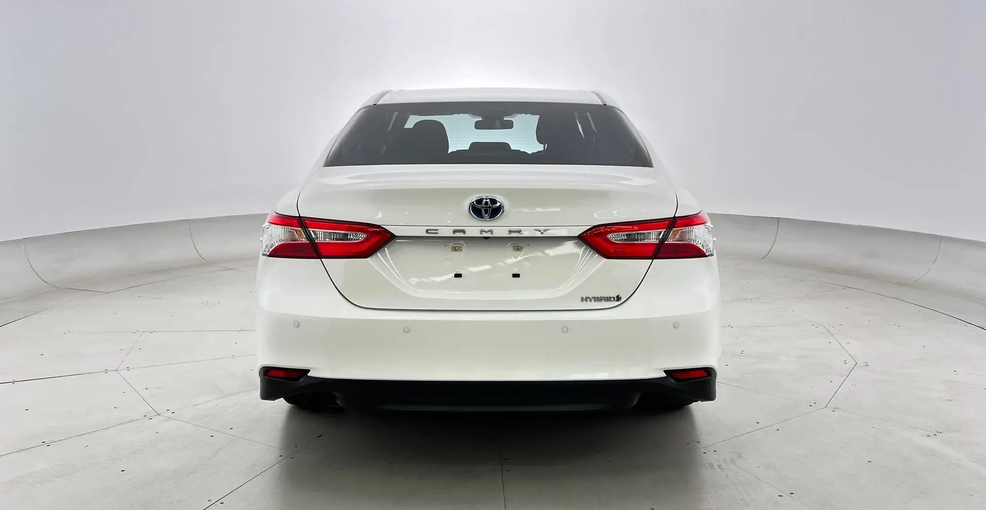 2019 Toyota Camry Image 6