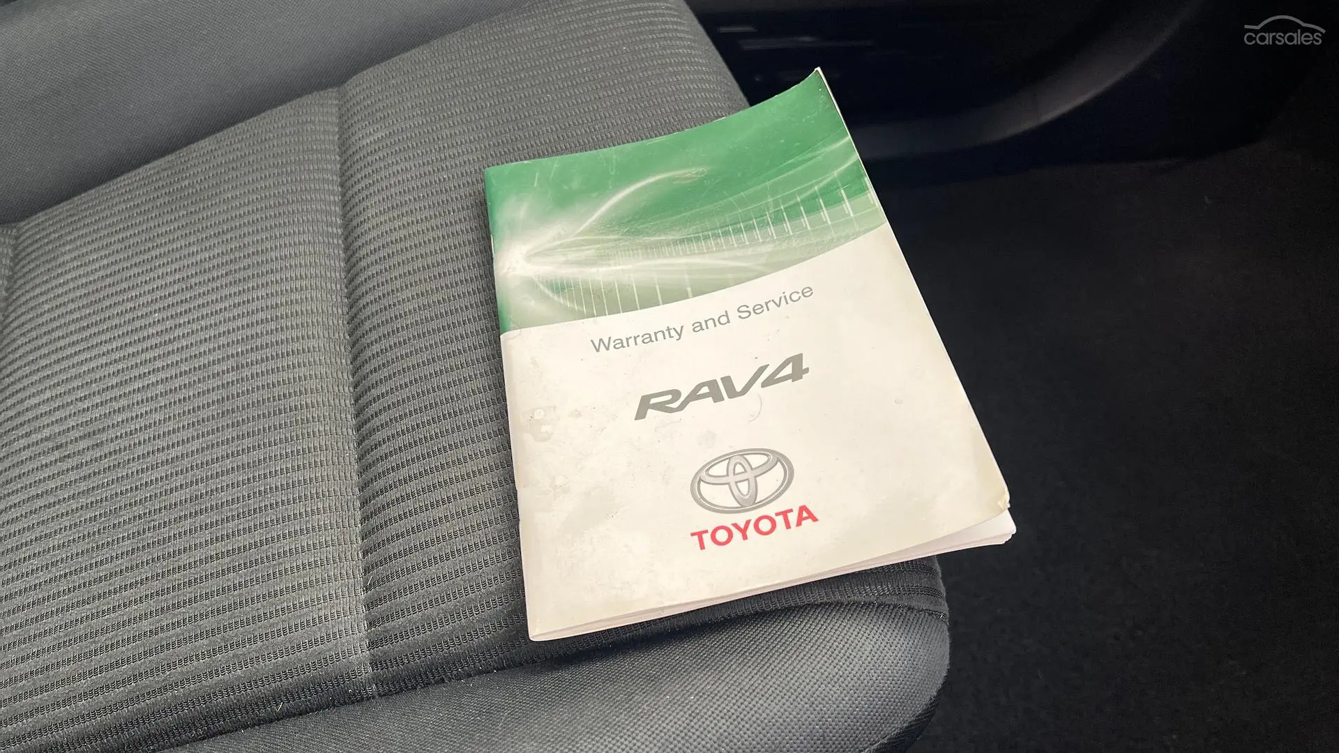 2017 Toyota RAV4 Image 20