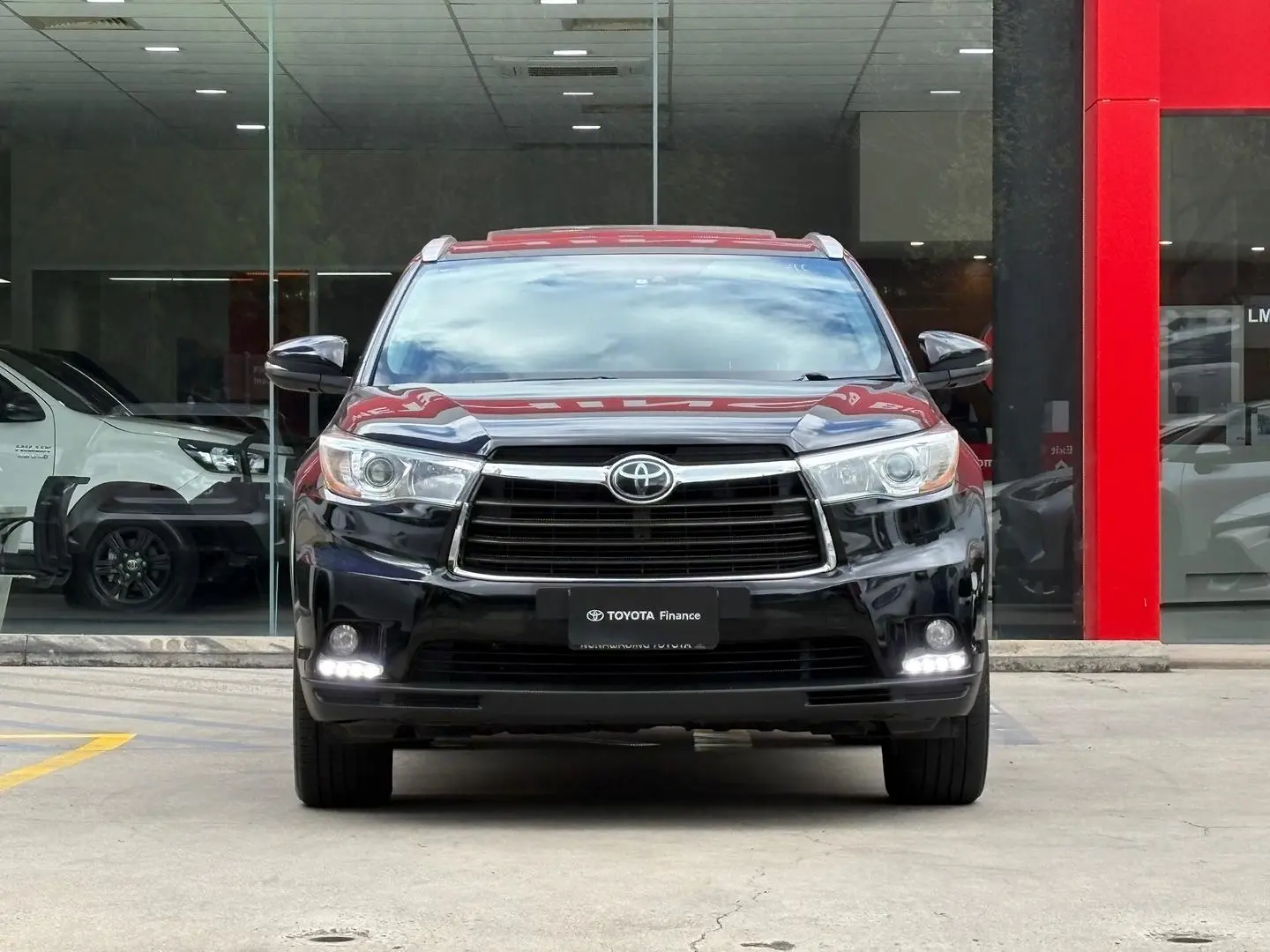 2015 Toyota Kluger Gallery Image 8