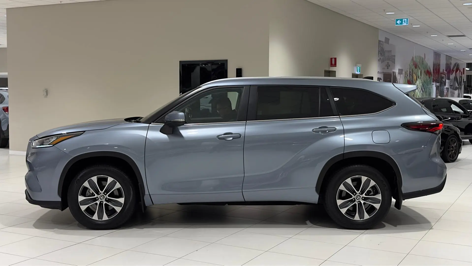 2024 Toyota Kluger Gallery Image 6