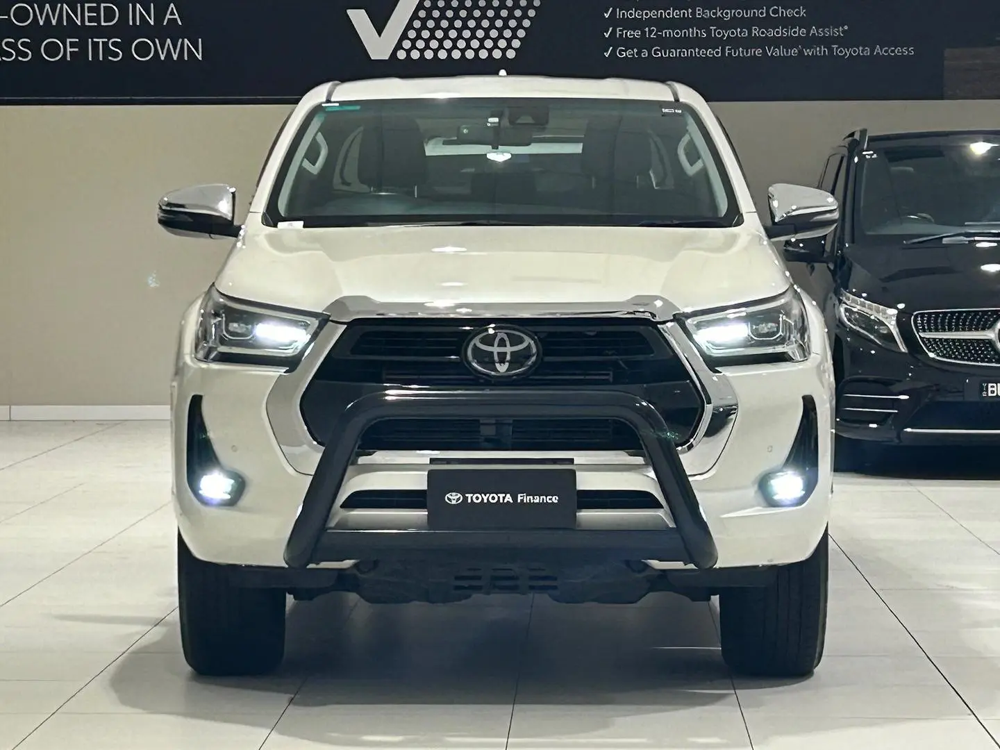 2021 Toyota Hilux Gallery Image 4