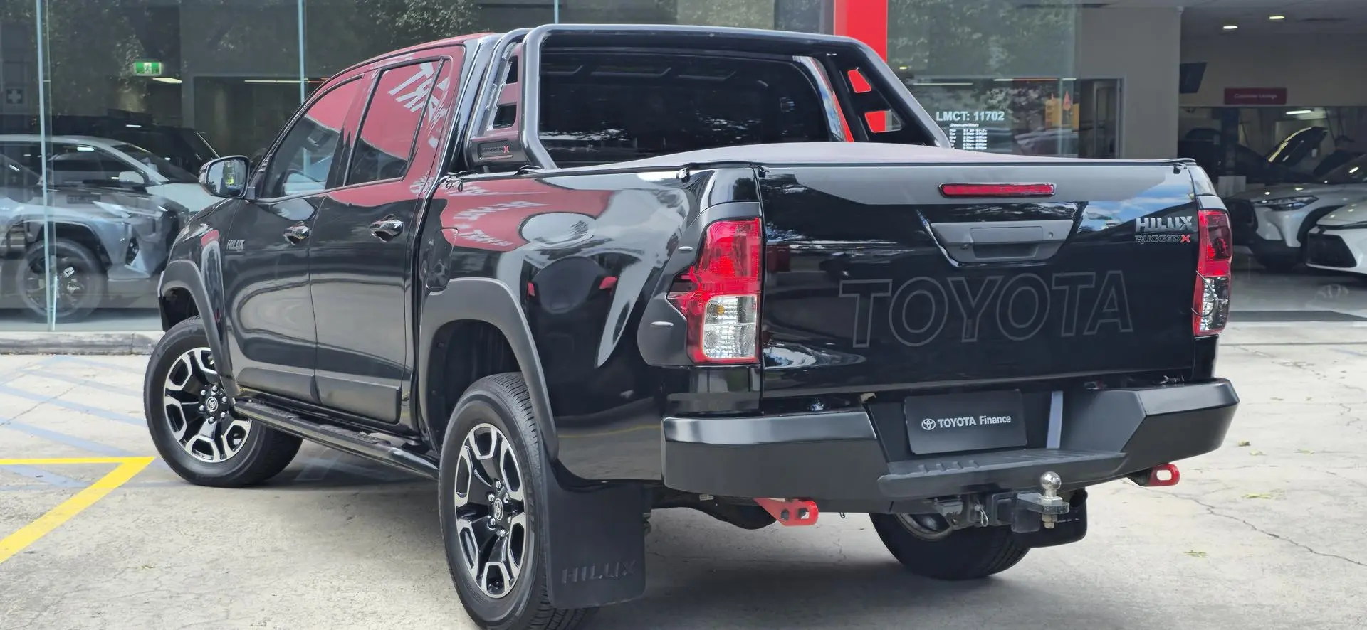 2020 Toyota Hilux Gallery Image 4