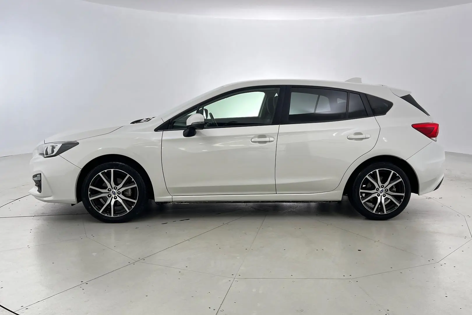 2017 Subaru Impreza Gallery Image 7