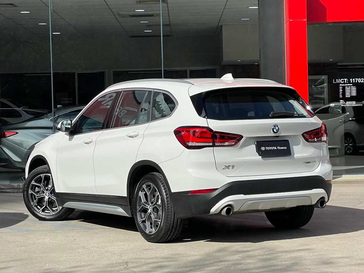 2021 BMW X1 Gallery Image 6