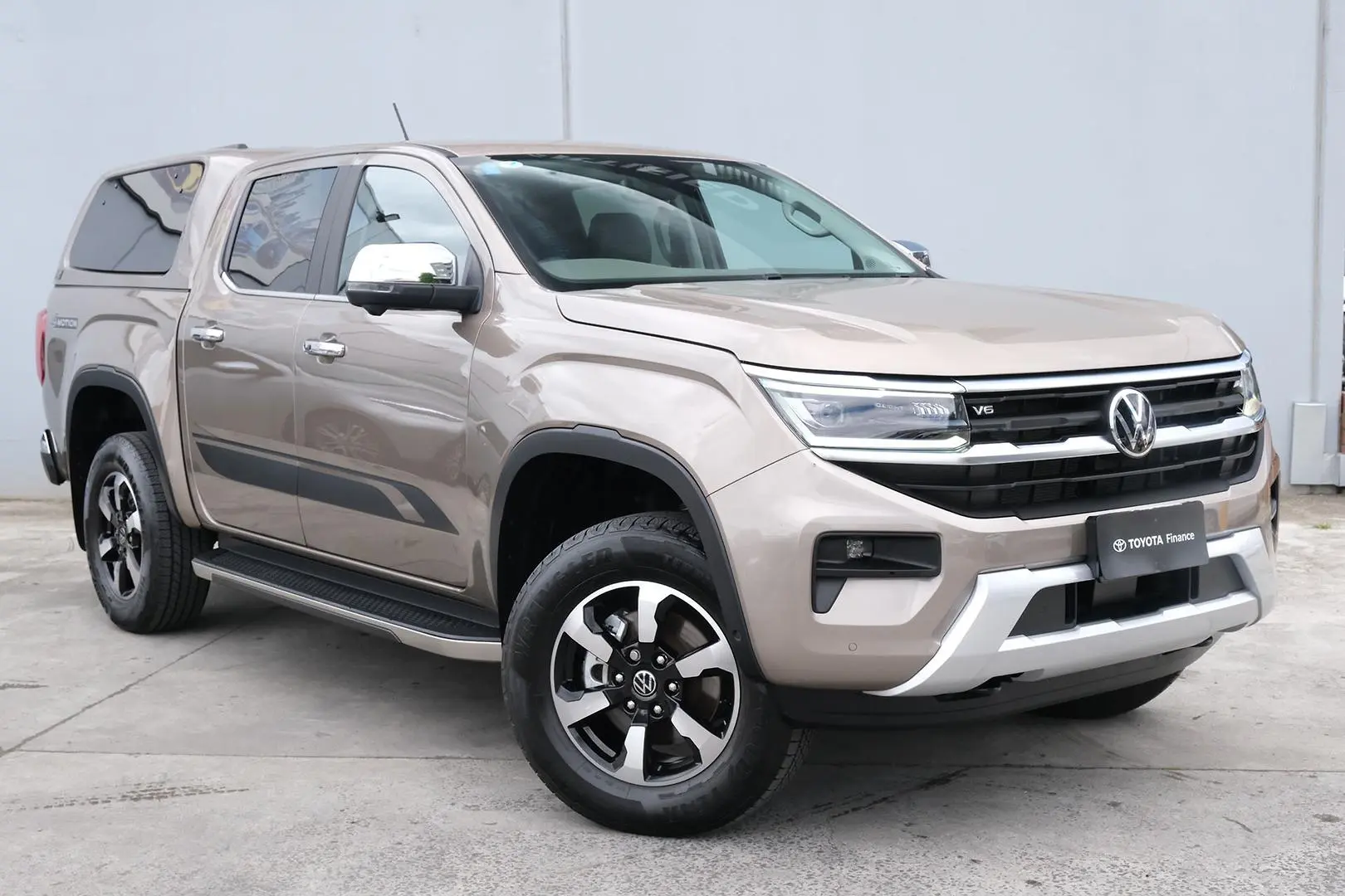 2023 Volkswagen Amarok Gallery Image 1