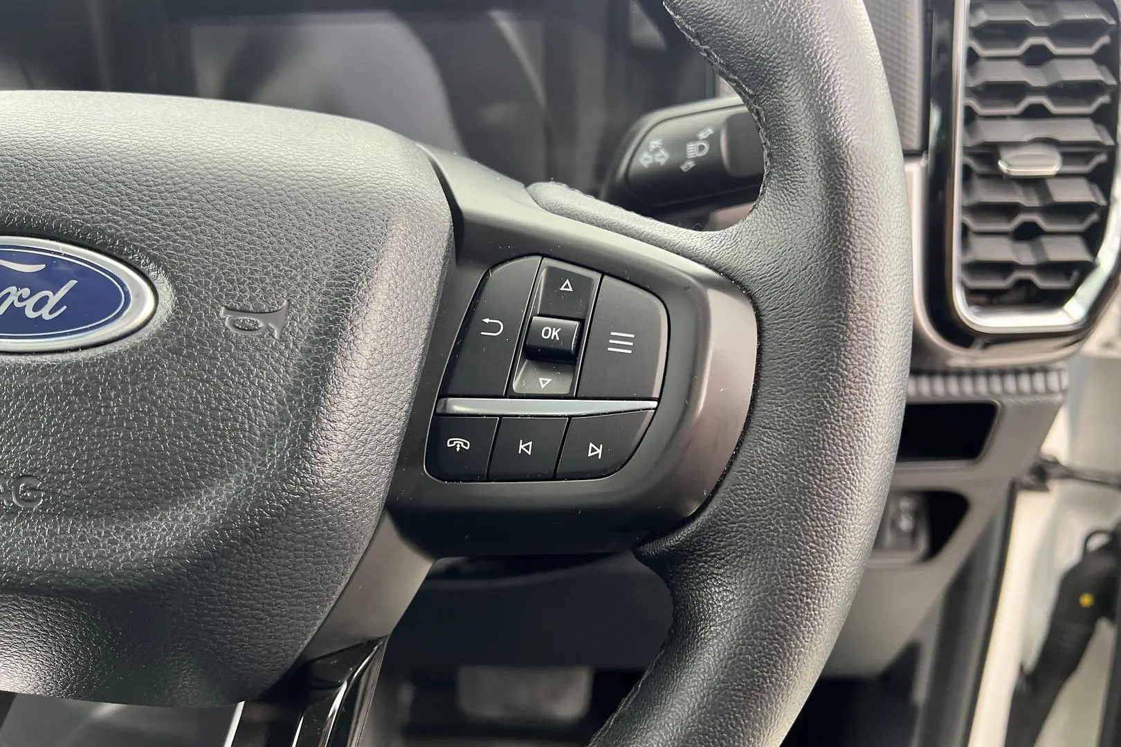2023 Ford Ranger Gallery Image 16
