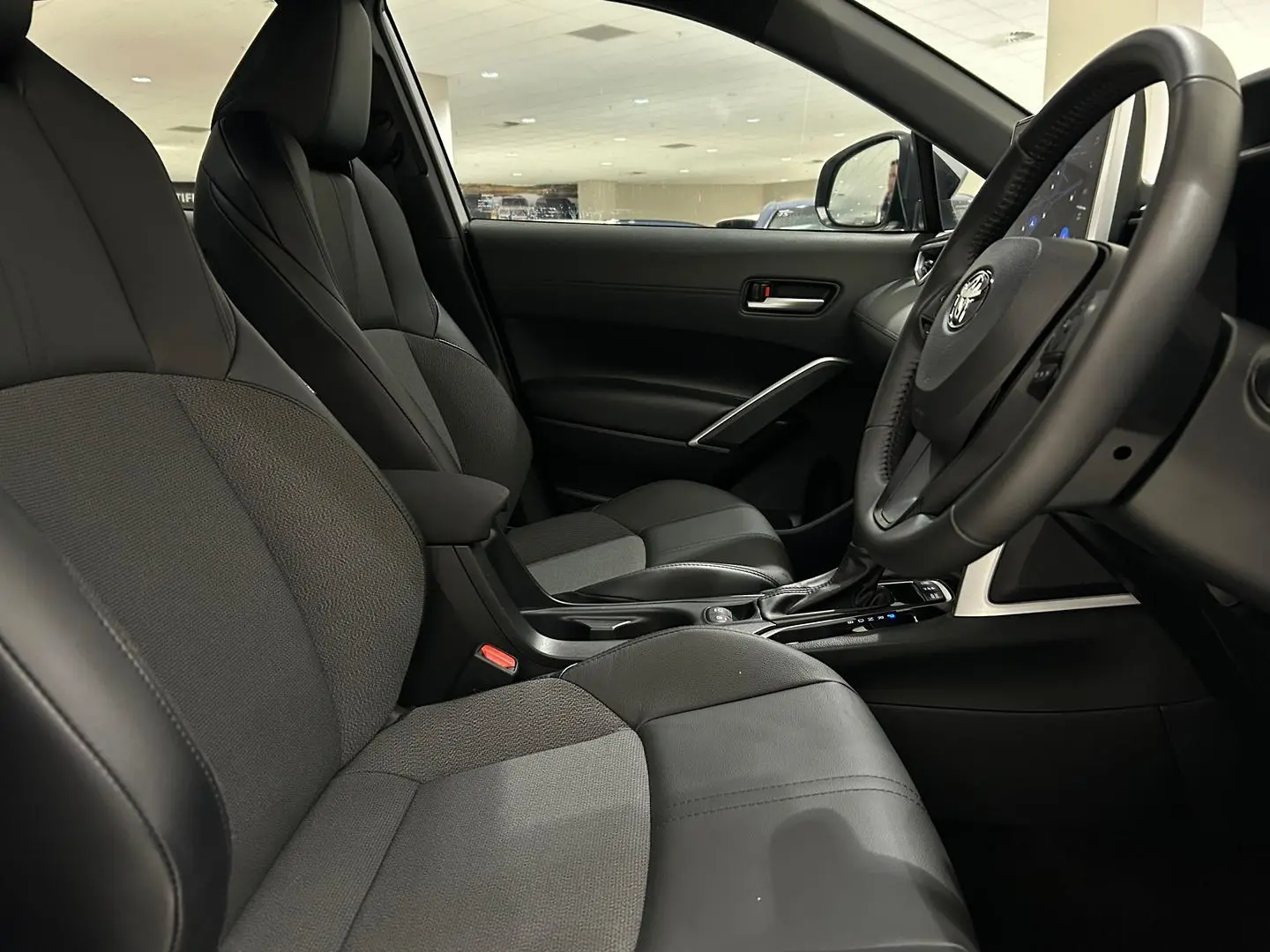 2022 Toyota Corolla Cross Gallery Image 12