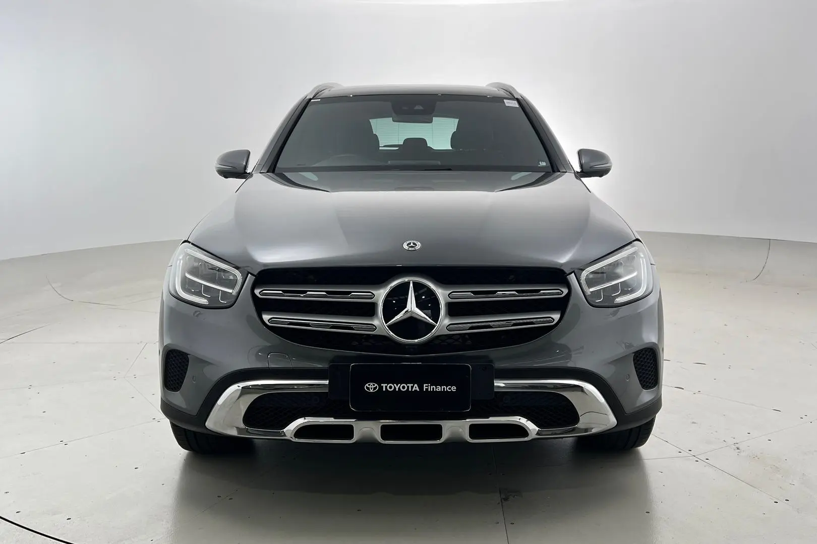 2021 Mercedes-Benz GLC-Class Gallery Image 6
