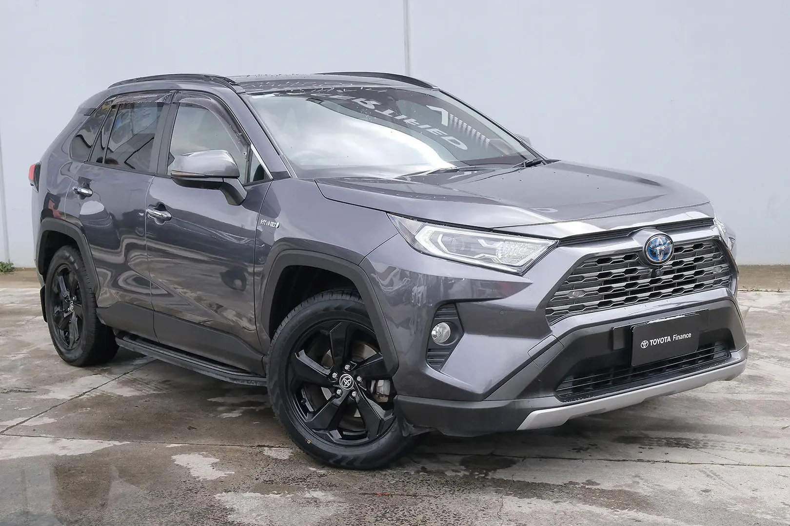 2021 Toyota RAV4 Gallery Image 1