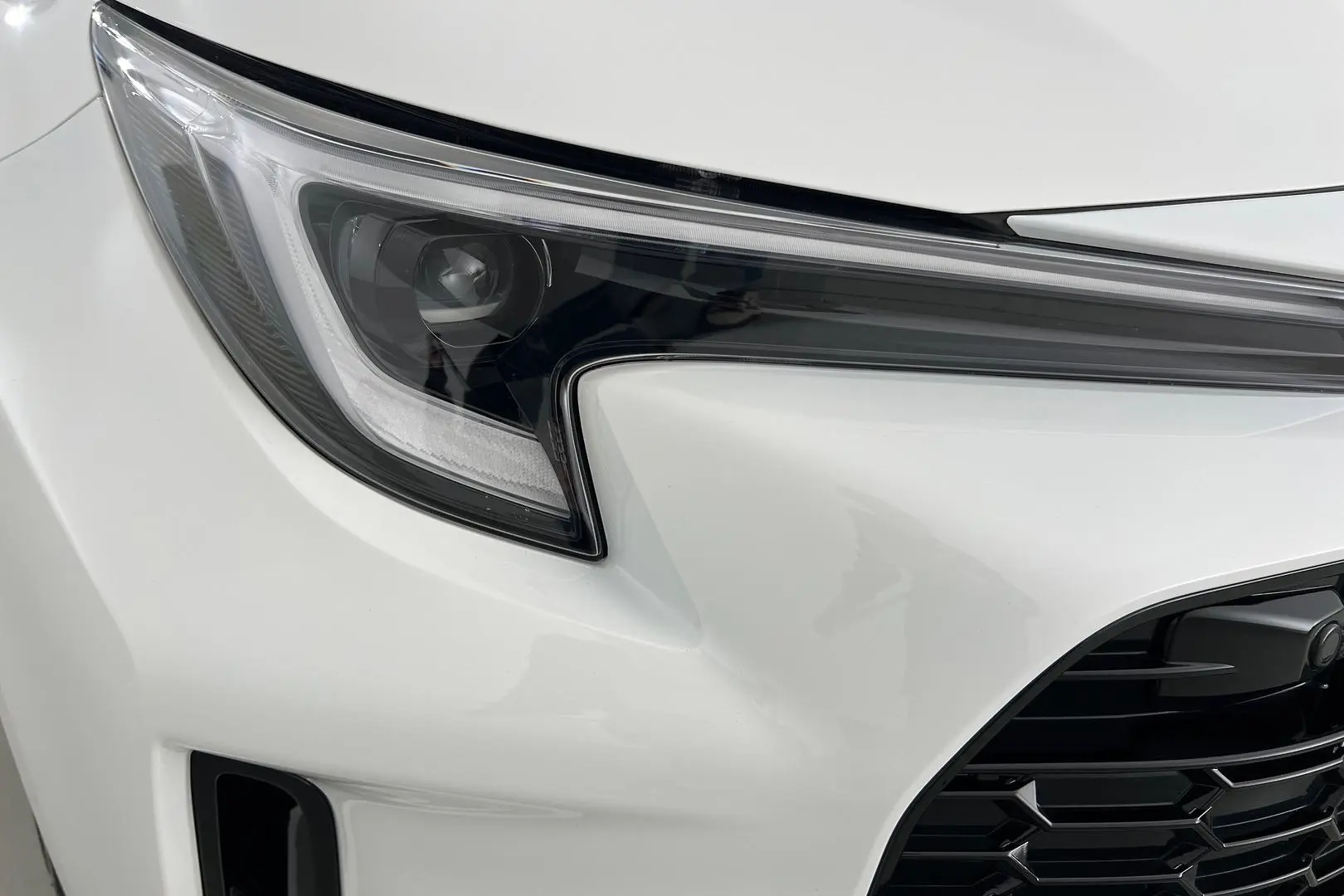 2023 Toyota Corolla Gallery Image 2